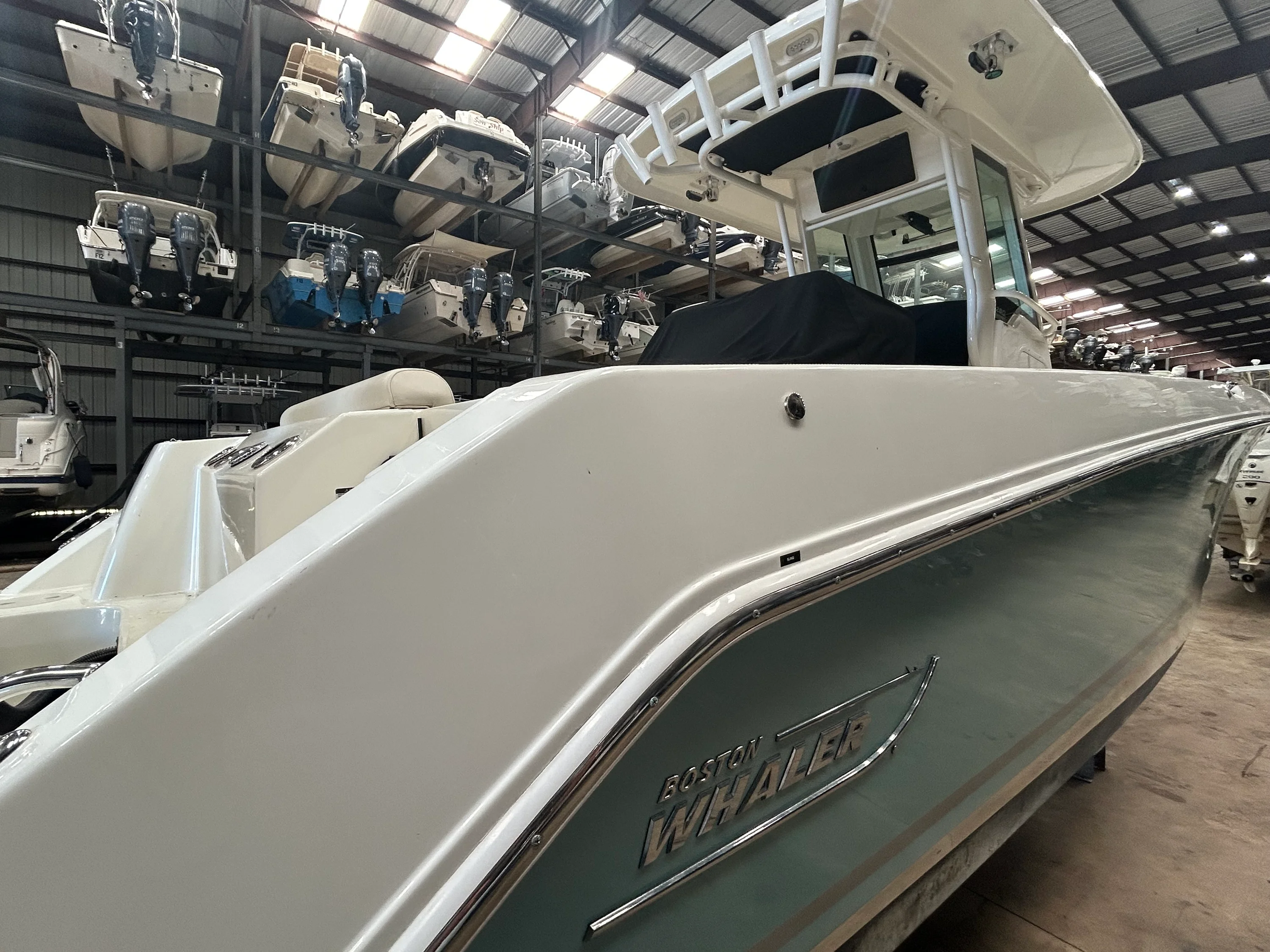 2024 Boston Whaler 280 Image Thumbnail #8