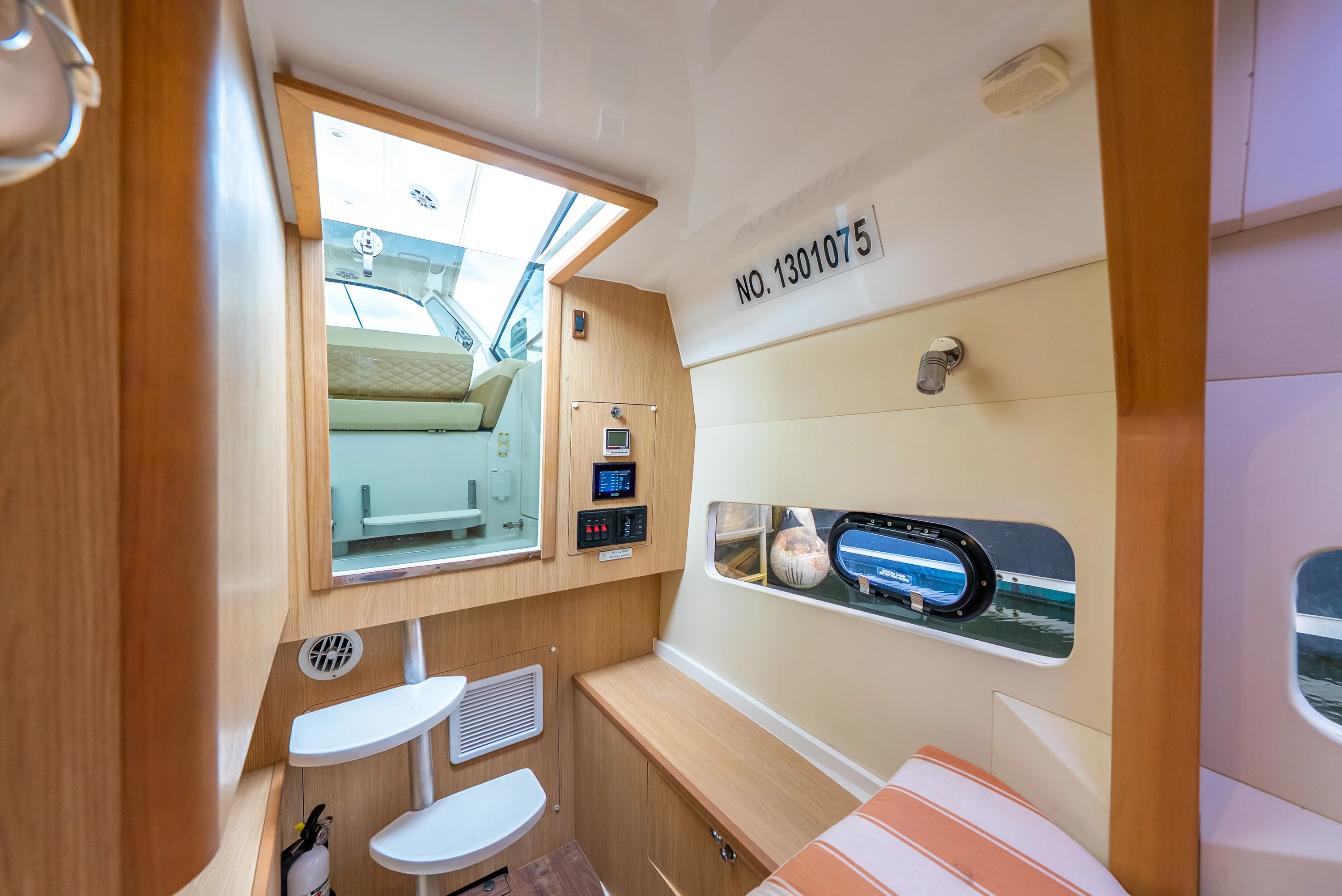 2020 Aquila 32 Image Thumbnail #71