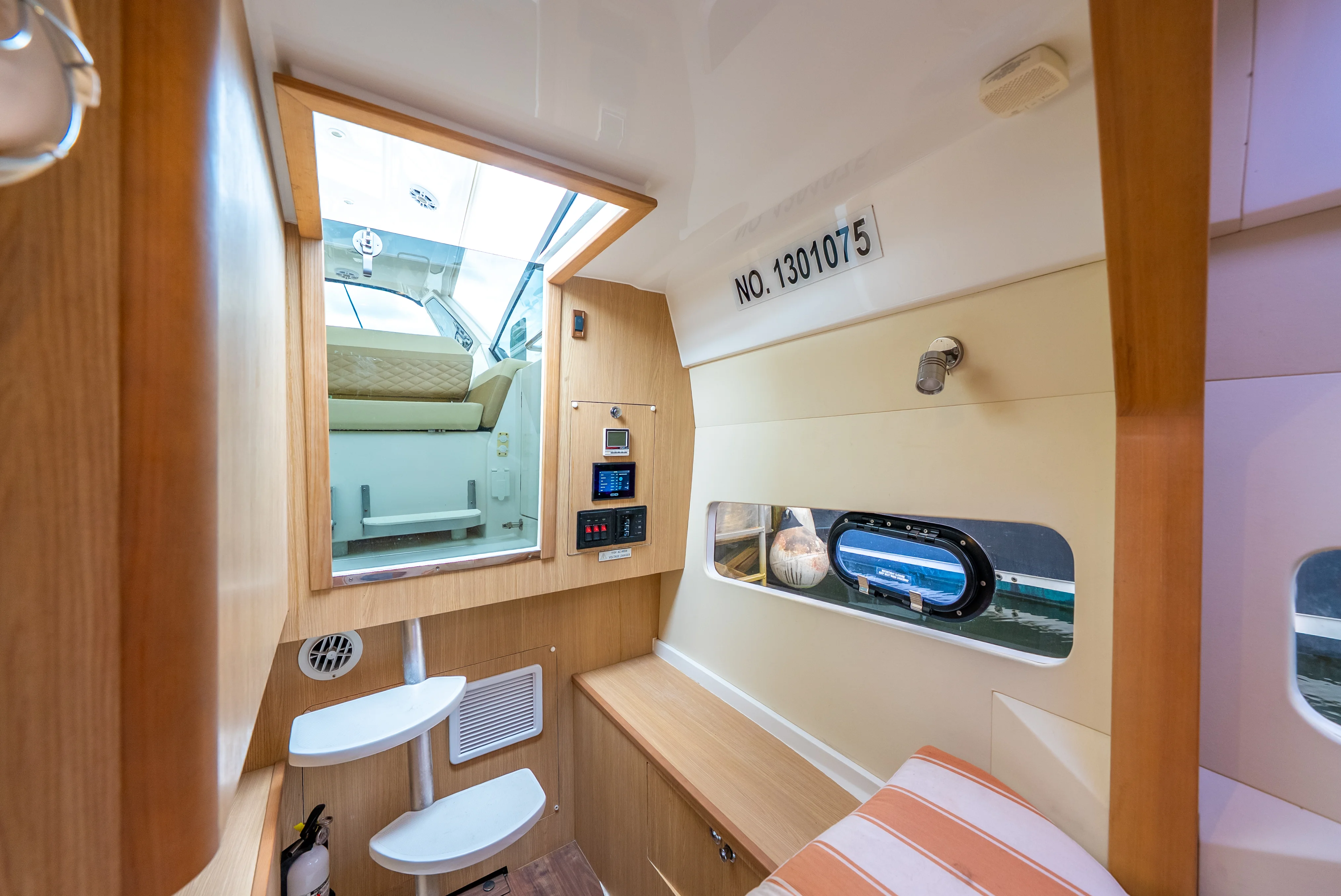 2020 Aquila 32 Image Thumbnail #71