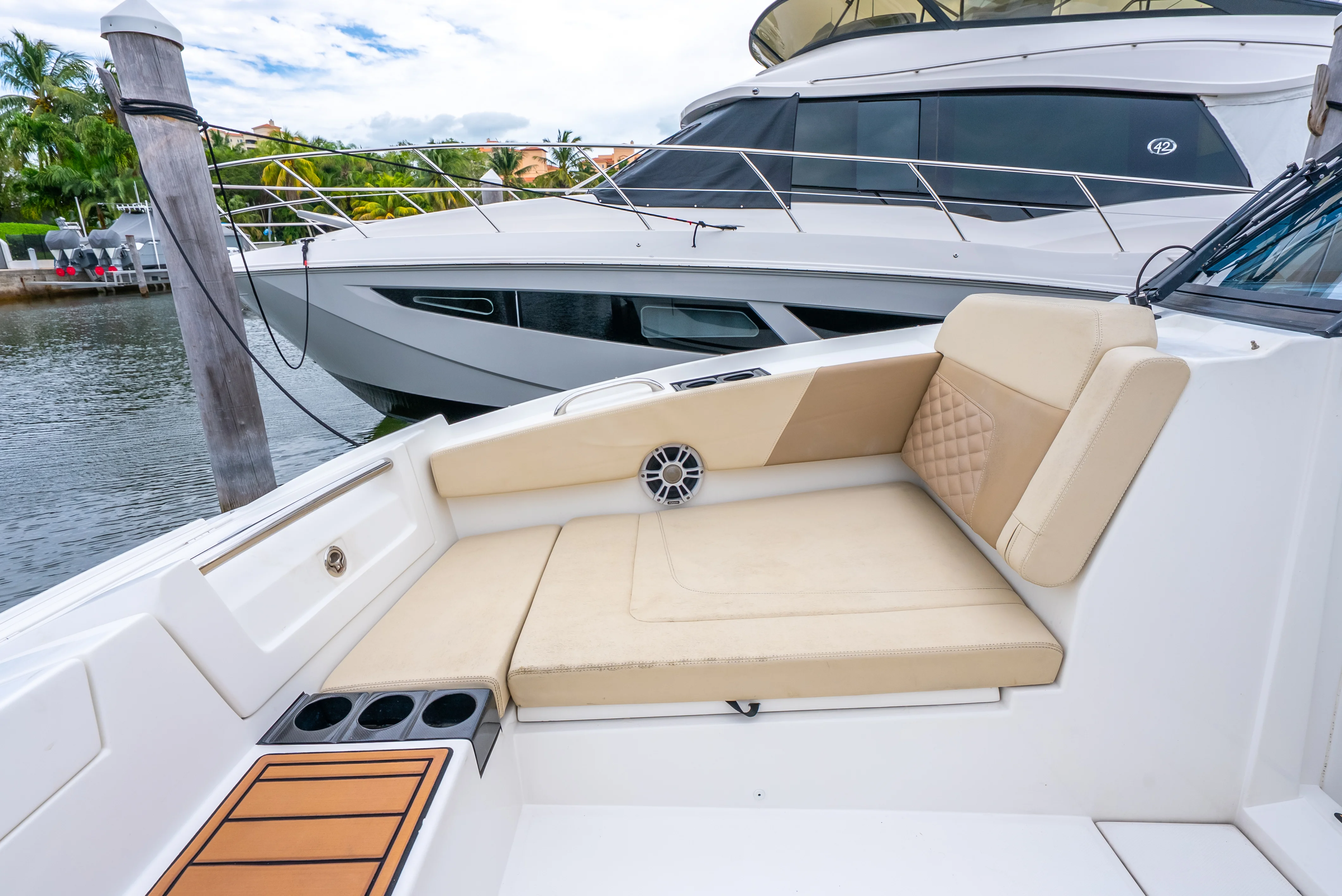 2020 Aquila 32 Image Thumbnail #48