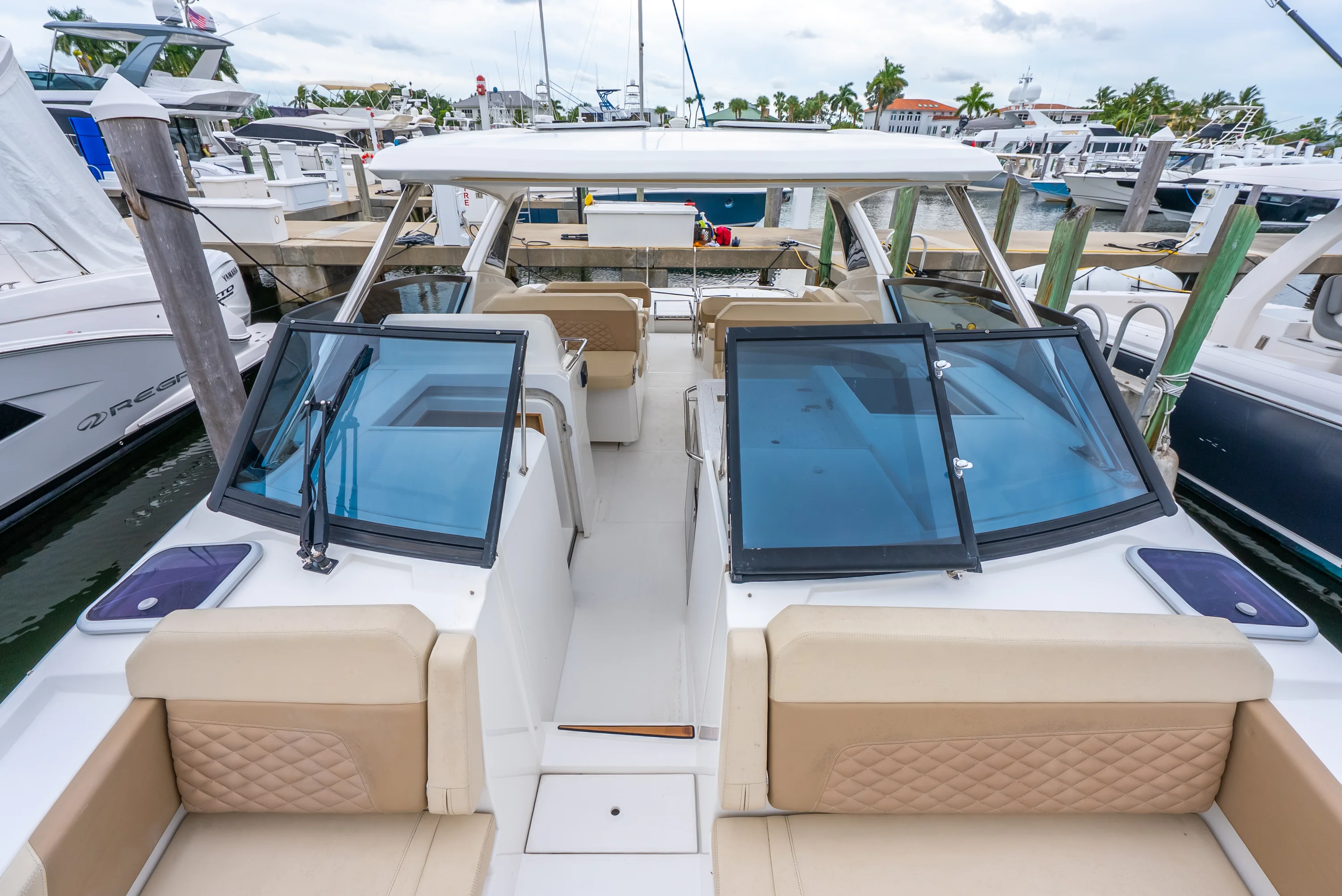 2020 Aquila 32 Image Thumbnail #52