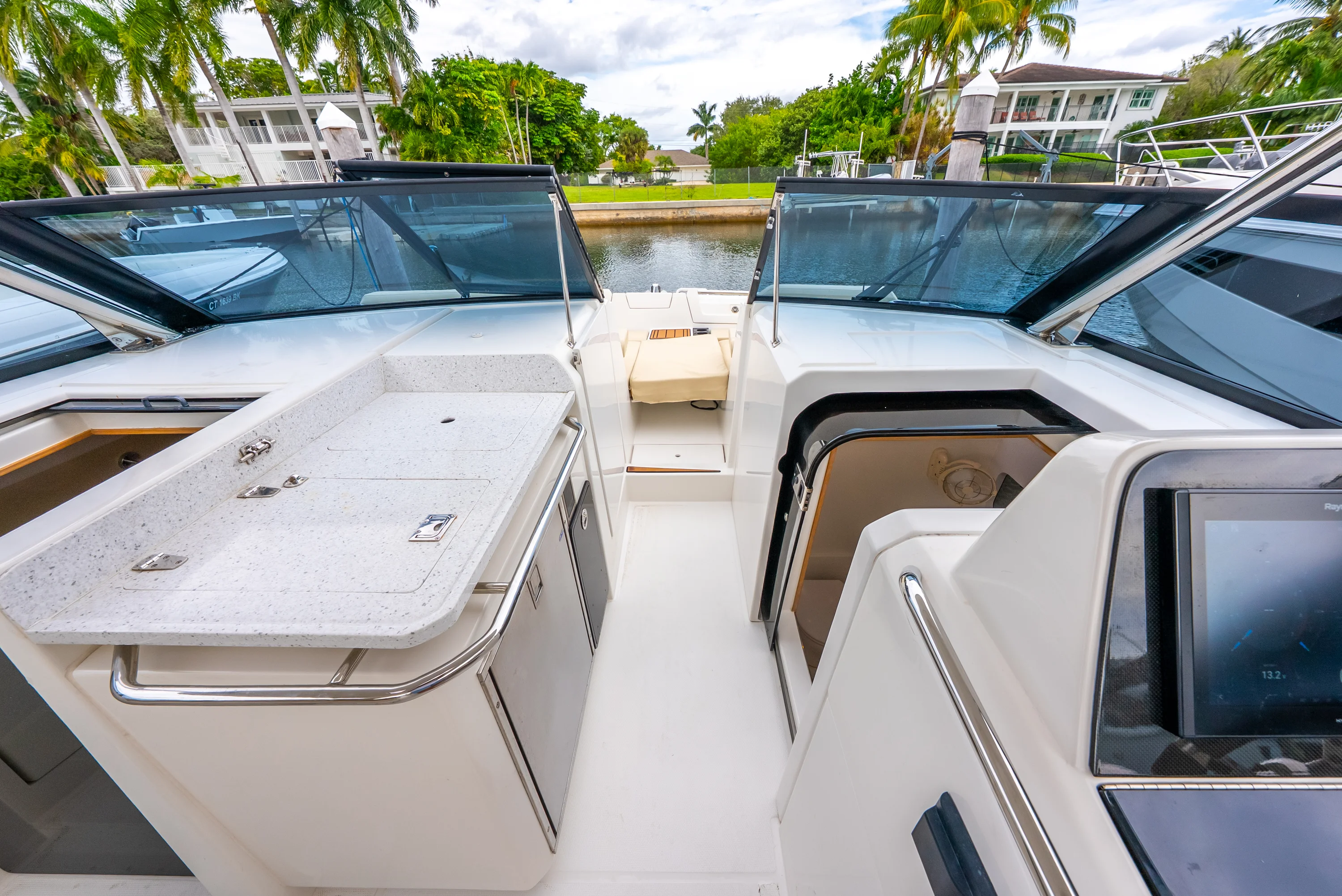 2020 Aquila 32 Image Thumbnail #32