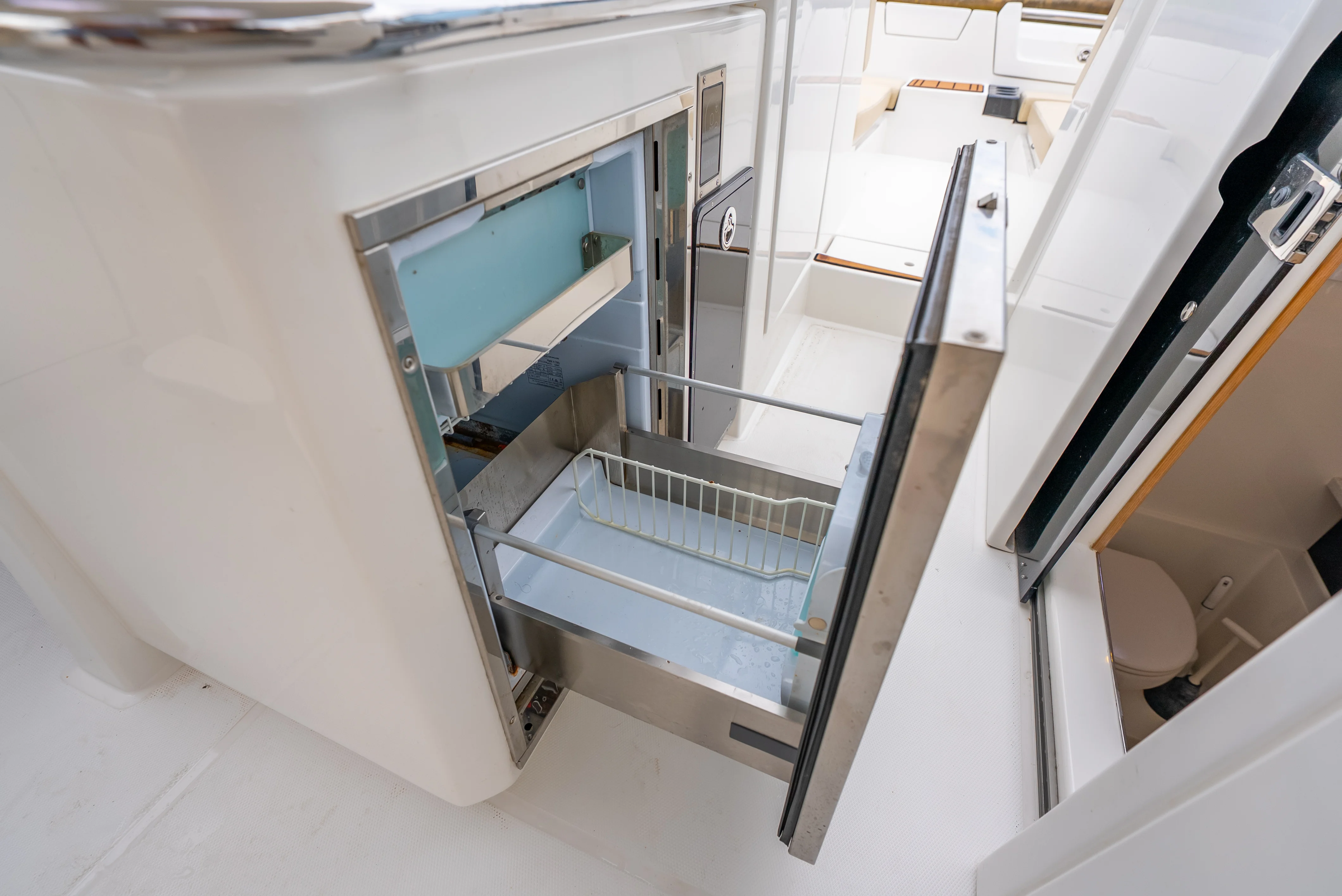 2020 Aquila 32 Image Thumbnail #67