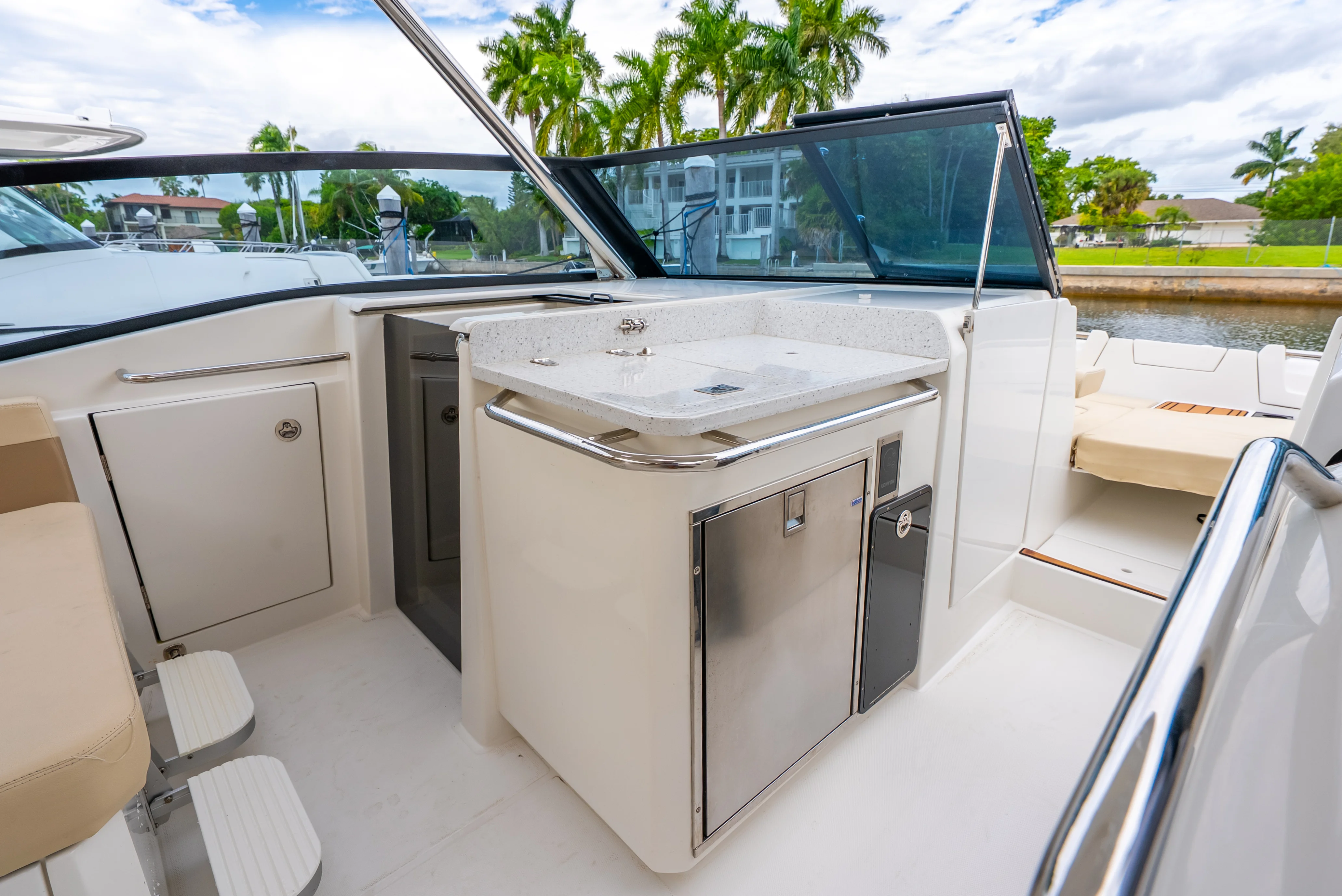 2020 Aquila 32 Image Thumbnail #29