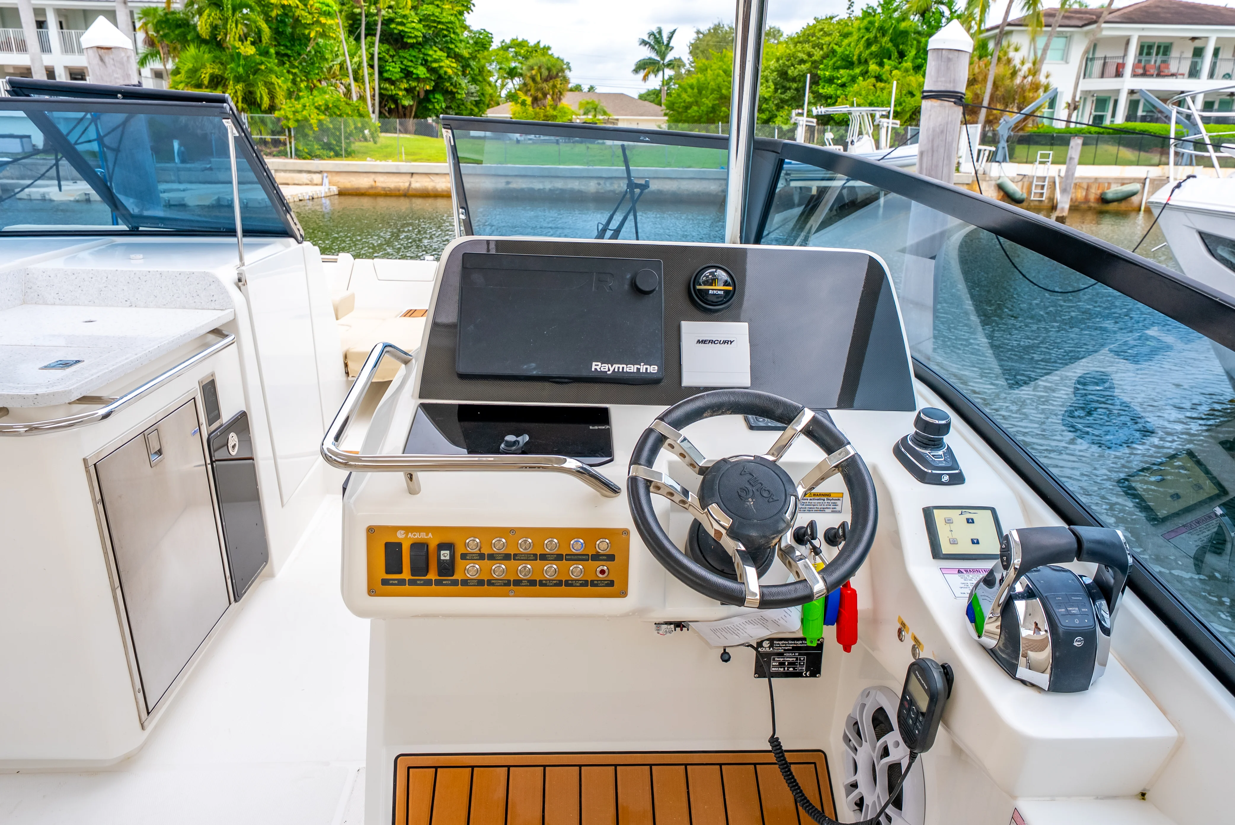 2020 Aquila 32 Image Thumbnail #18