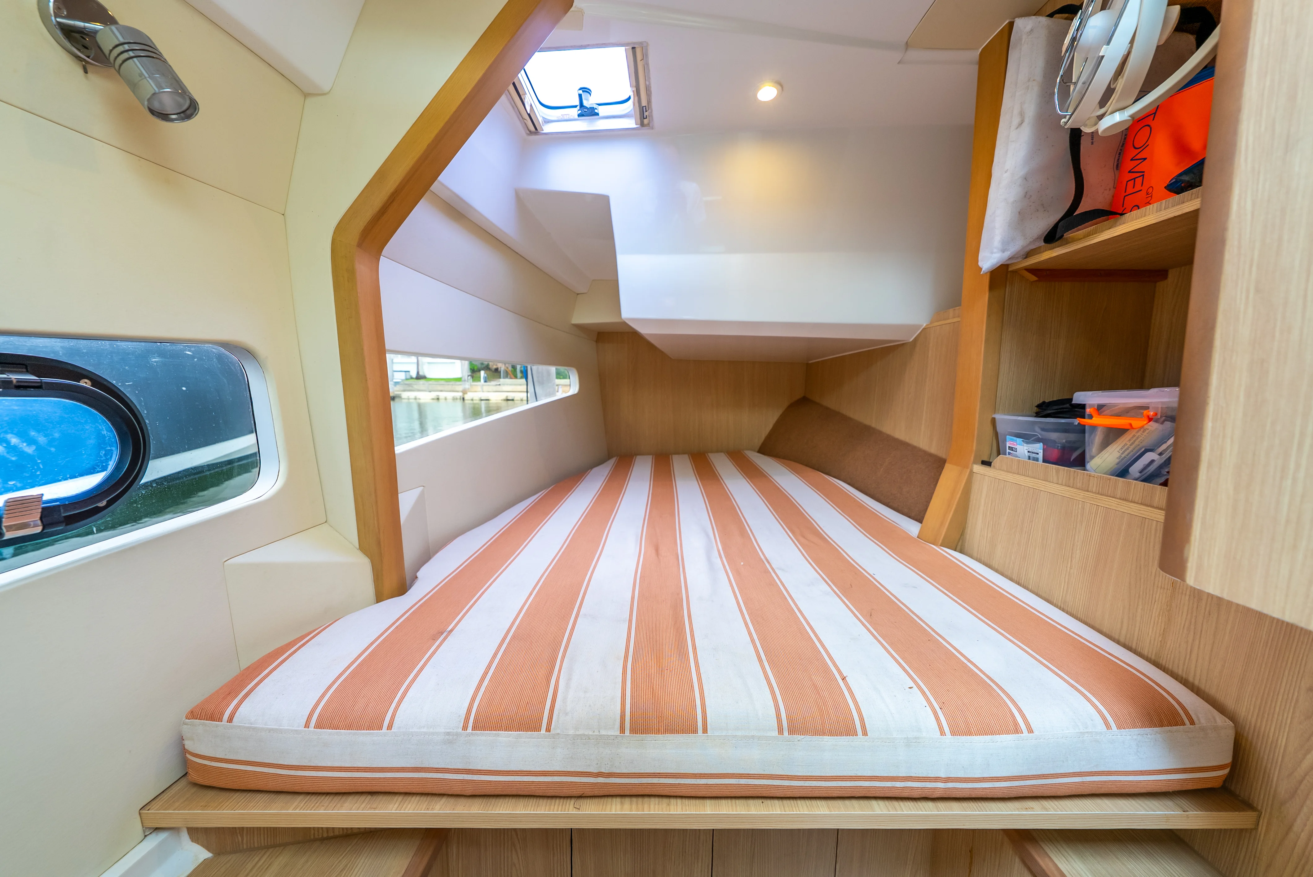 2020 Aquila 32 Image Thumbnail #69