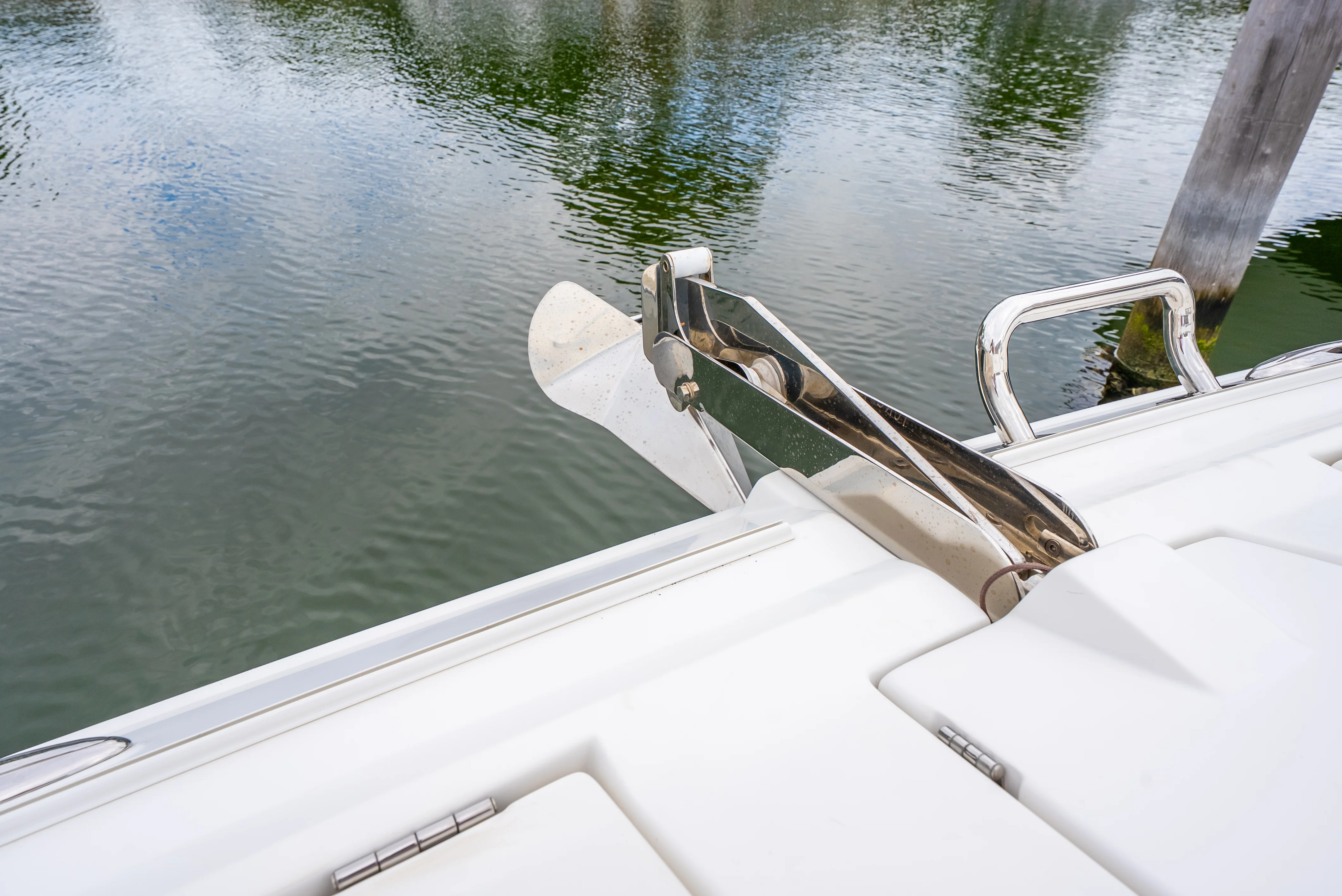 2020 Aquila 32 Image Thumbnail #43