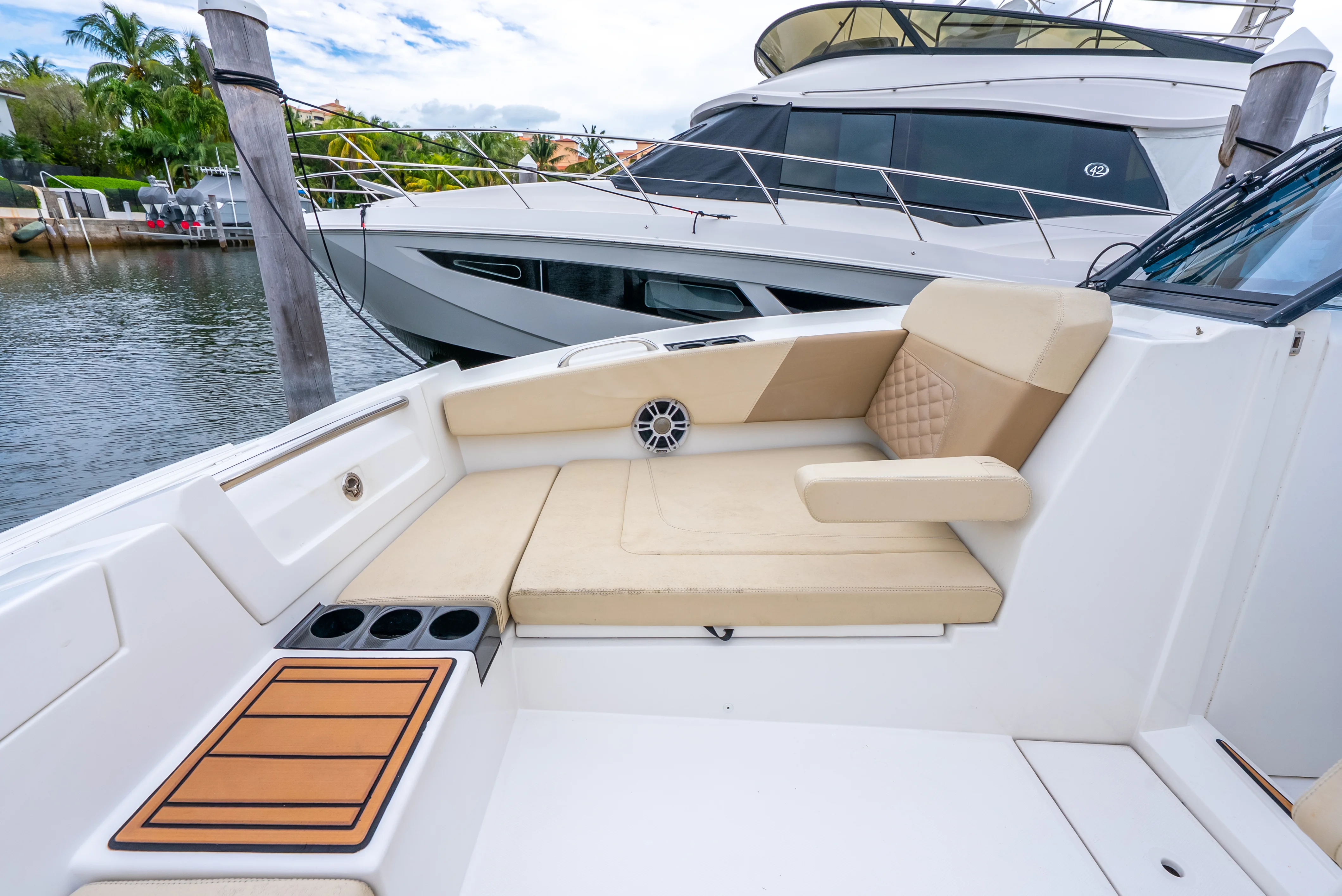 2020 Aquila 32 Image Thumbnail #46