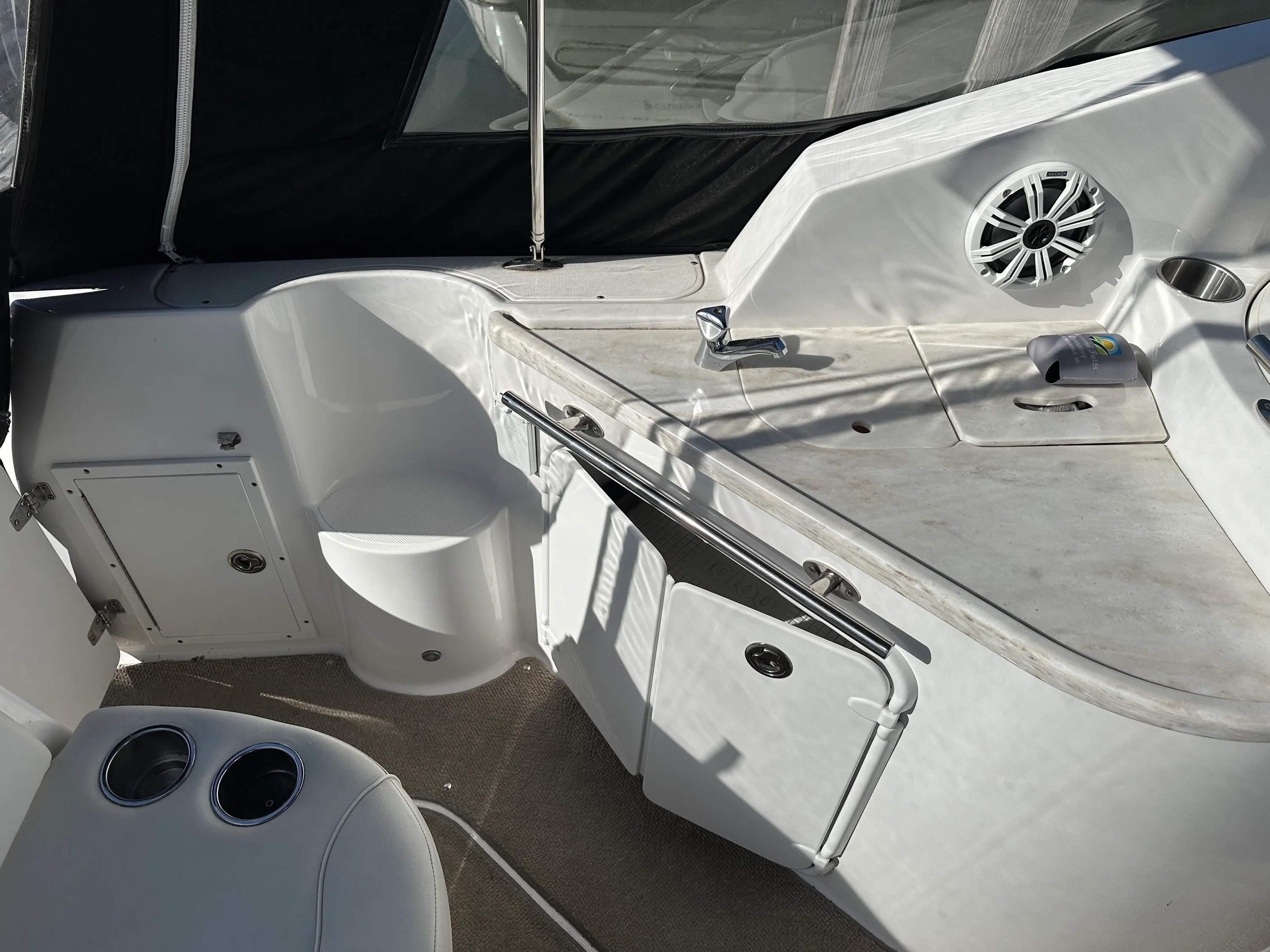 2014 Rinker 280 EXPRESS CRUISER Image Thumbnail #10