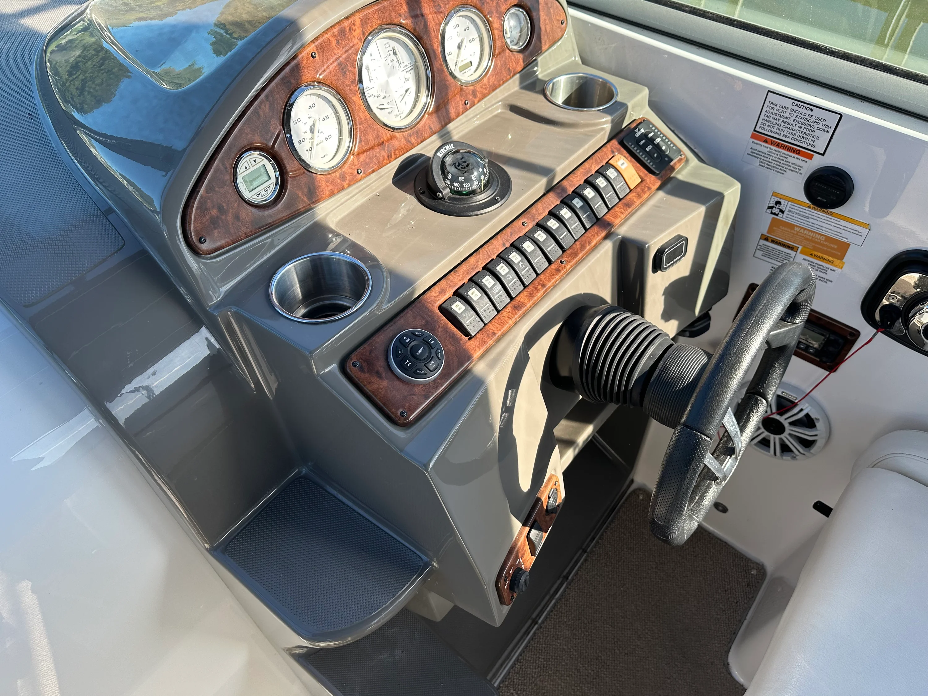 2014 Rinker 280 EXPRESS CRUISER Image Thumbnail #15