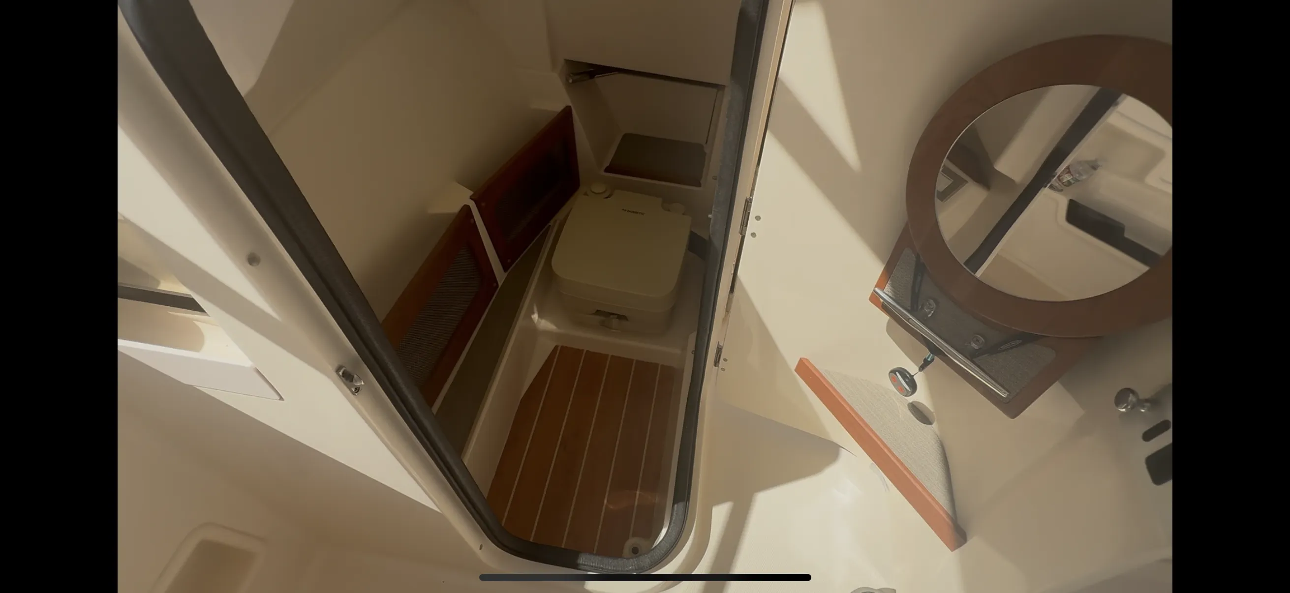 2020 Grady-White 235 FREEDOM Image Thumbnail #11