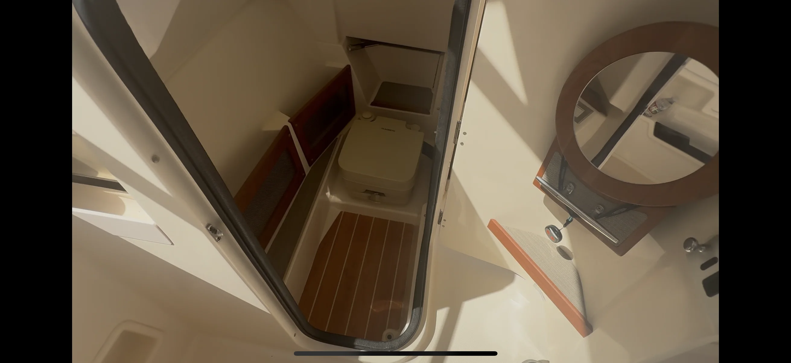 2020 Grady-White 235 FREEDOM Image Thumbnail #11