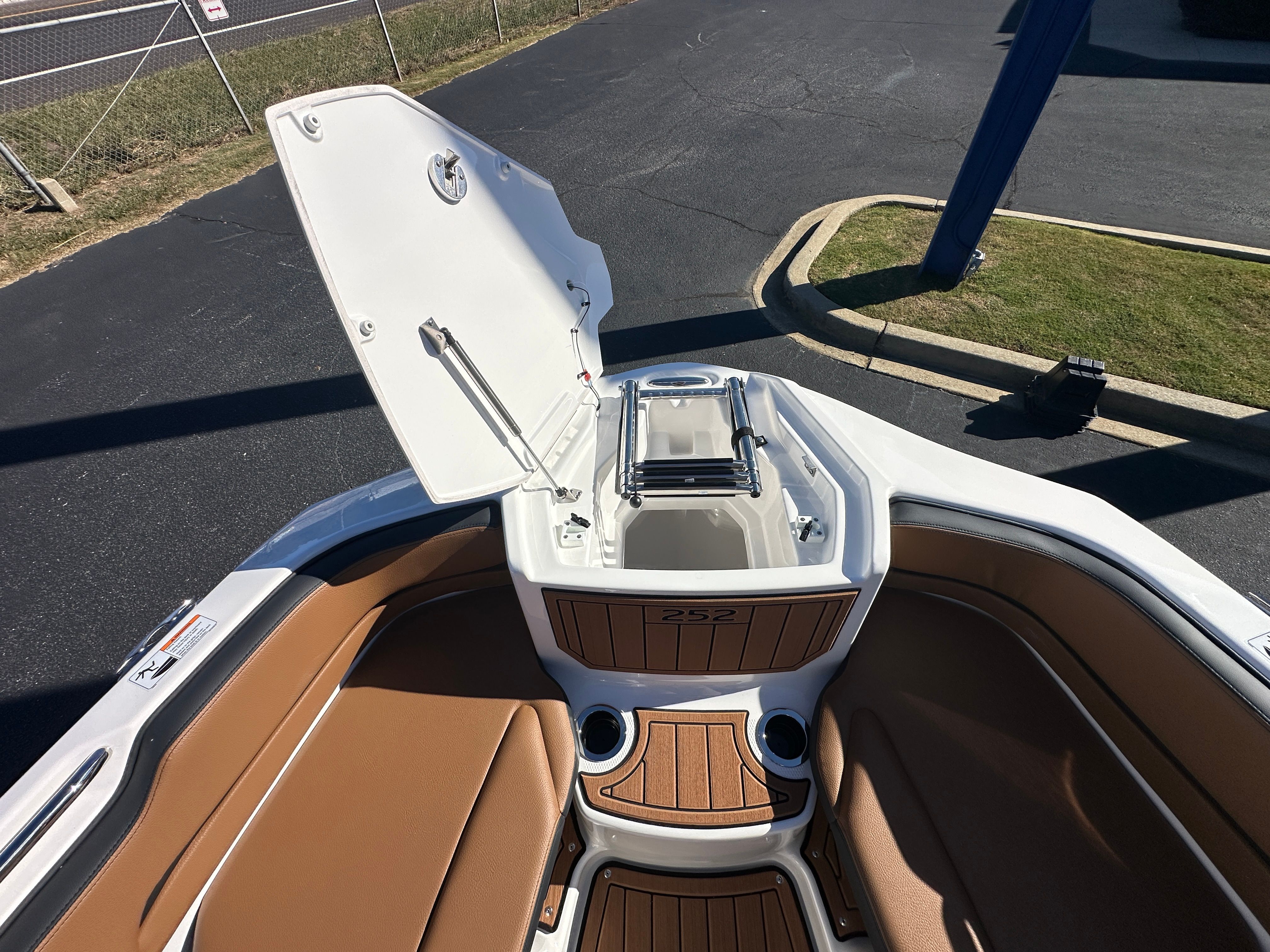 2026 Yamaha 252SD Image Thumbnail #16