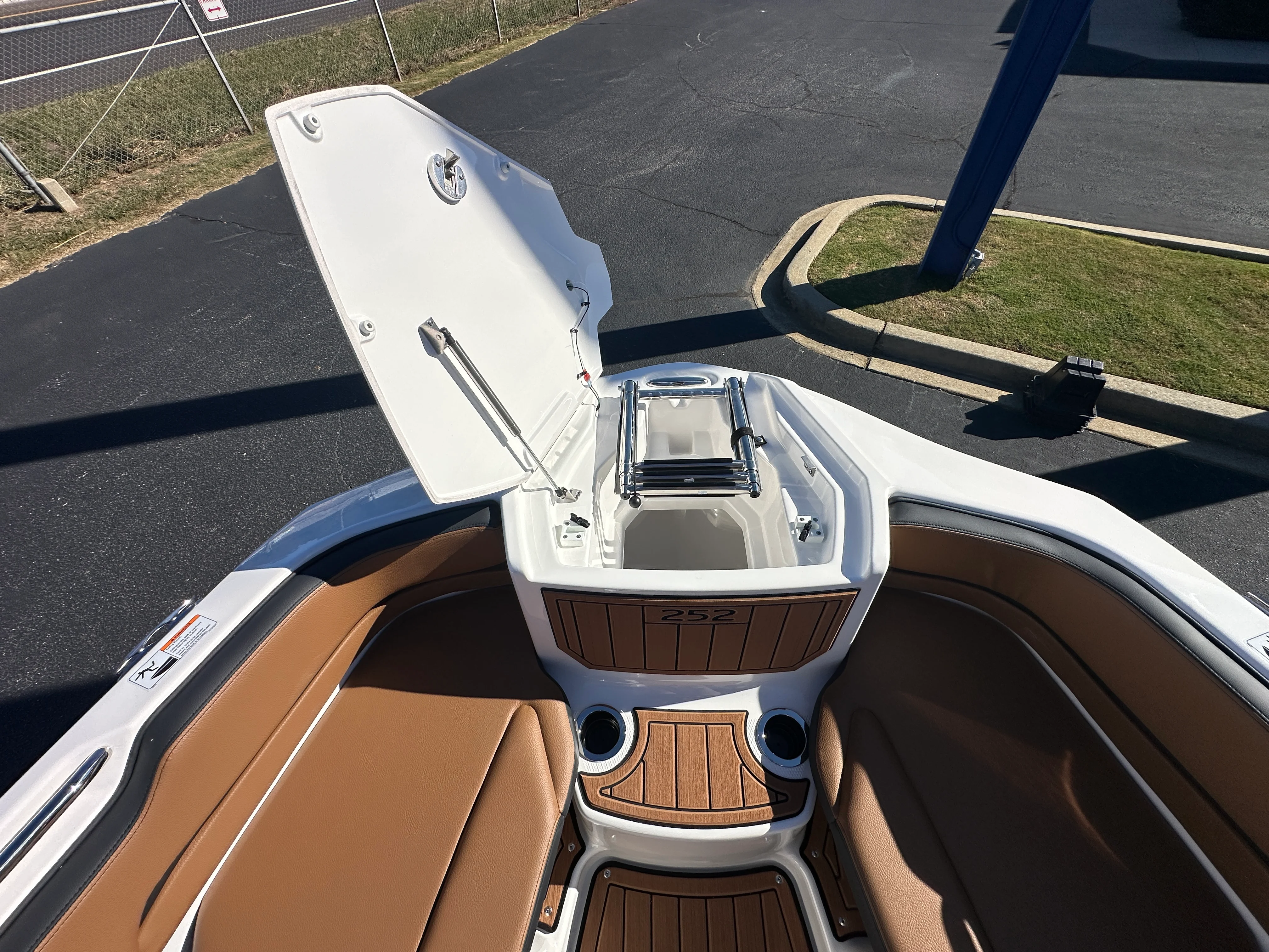 2026 Yamaha 252SD Image Thumbnail #16