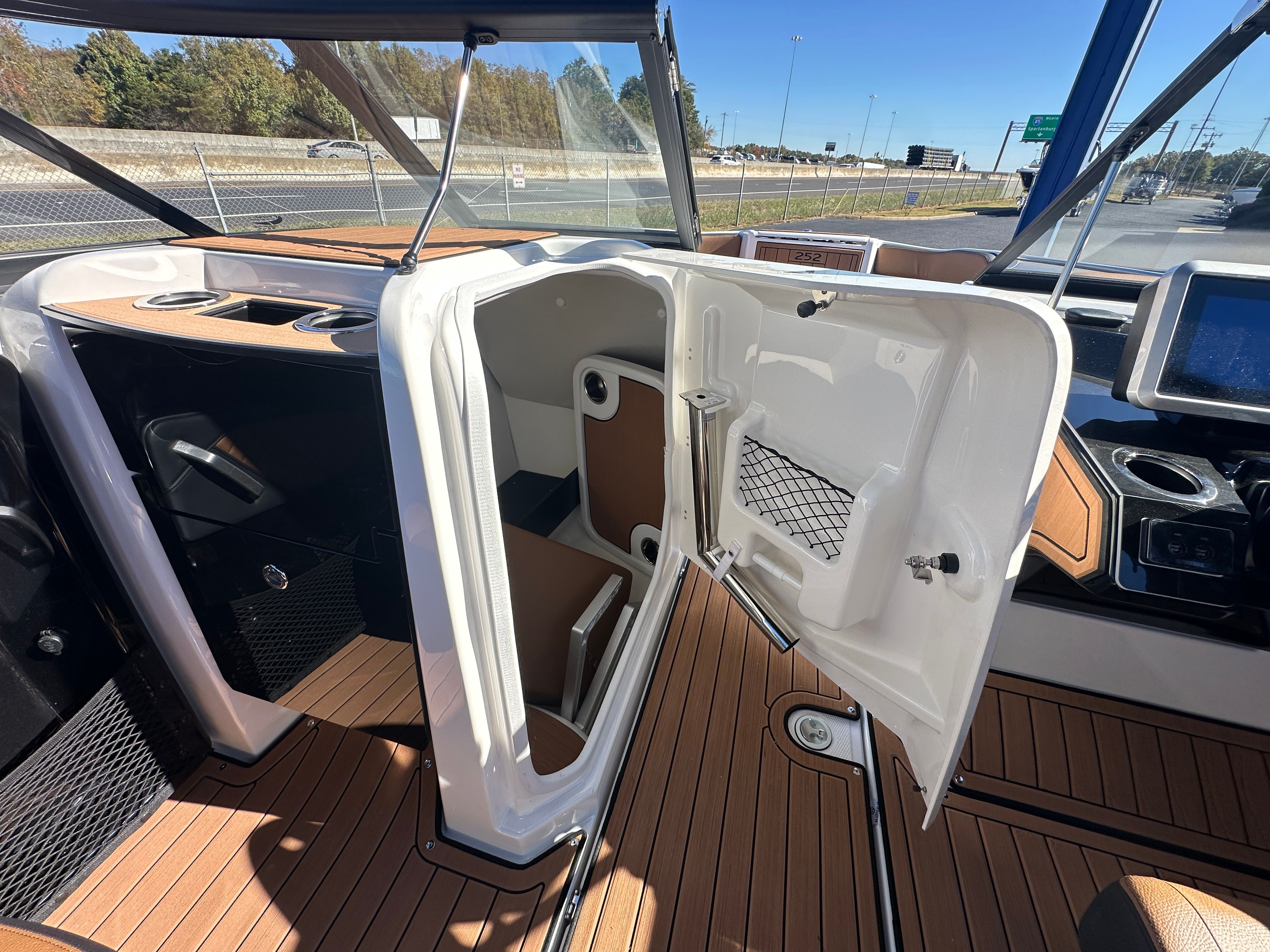 2026 Yamaha 252SD Image Thumbnail #9