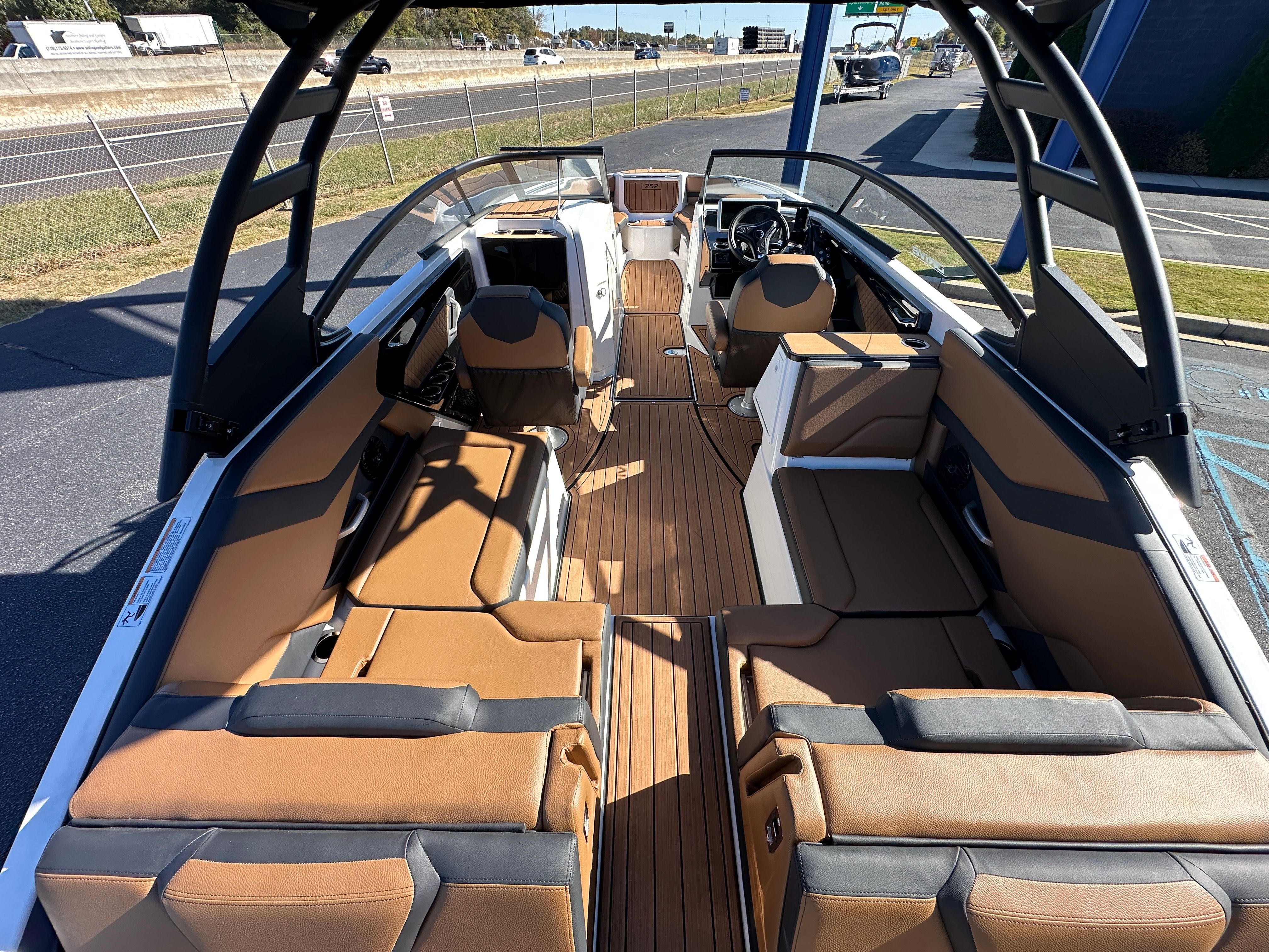 2026 Yamaha 252SD Image Thumbnail #5