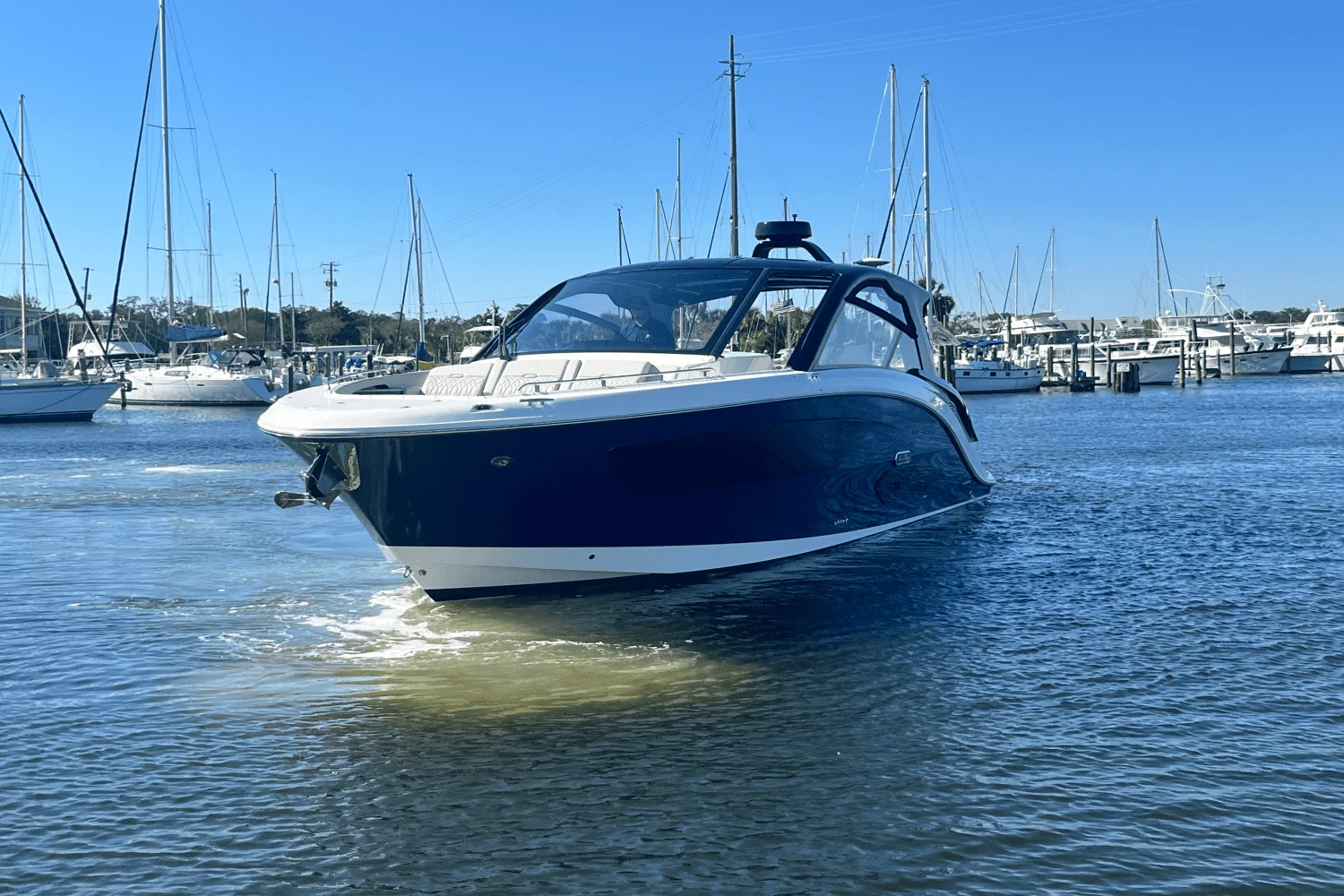 2024 Sea Ray Sundancer 370 Outboard Image Thumbnail #52