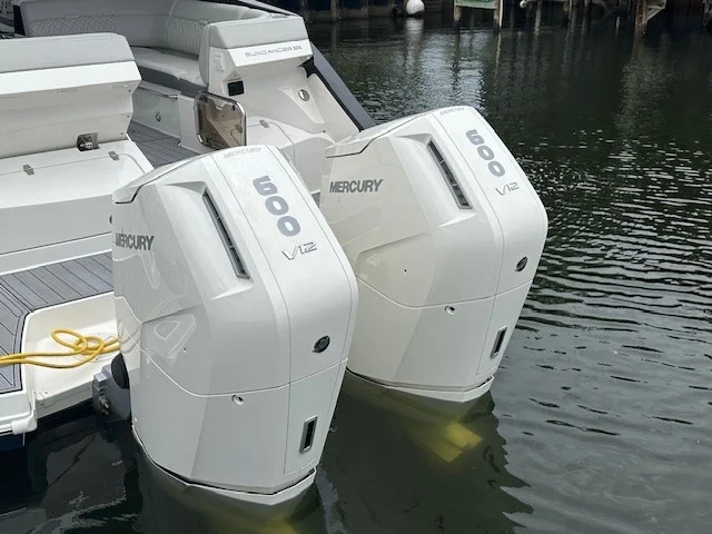 2024 Sea Ray Sundancer 370 Outboard Image Thumbnail #11