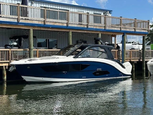 2024 Sea Ray Sundancer 370 Outboard Image Thumbnail #5