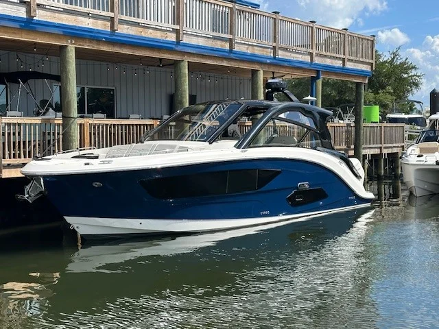 2024 Sea Ray Sundancer 370 Outboard Image Thumbnail #3