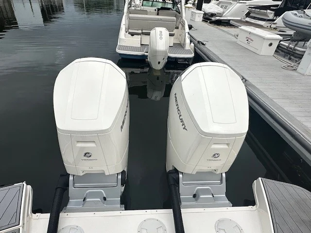 2024 Sea Ray Sundancer 370 Outboard Image Thumbnail #51