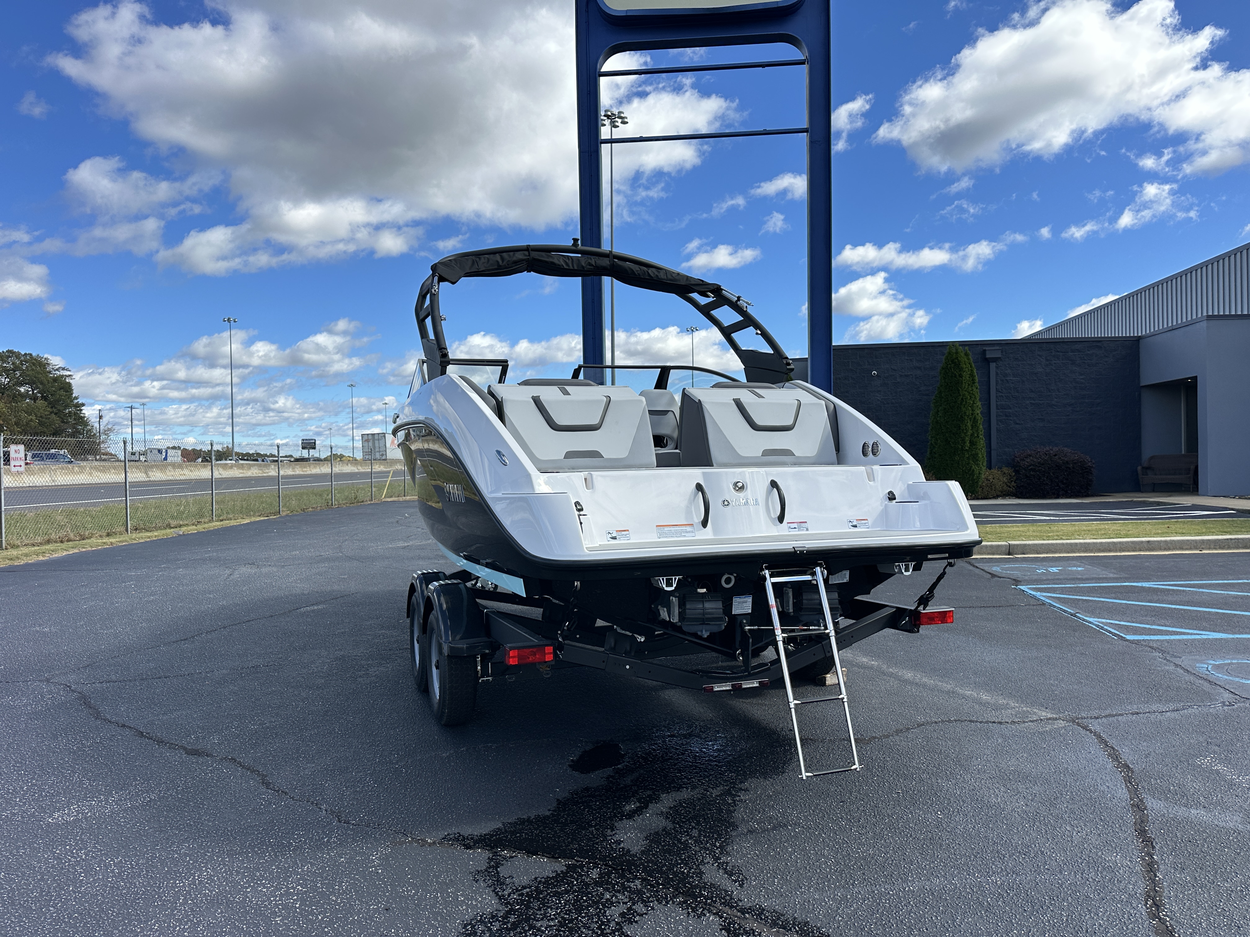 2026 Yamaha AR220 Image Thumbnail #1