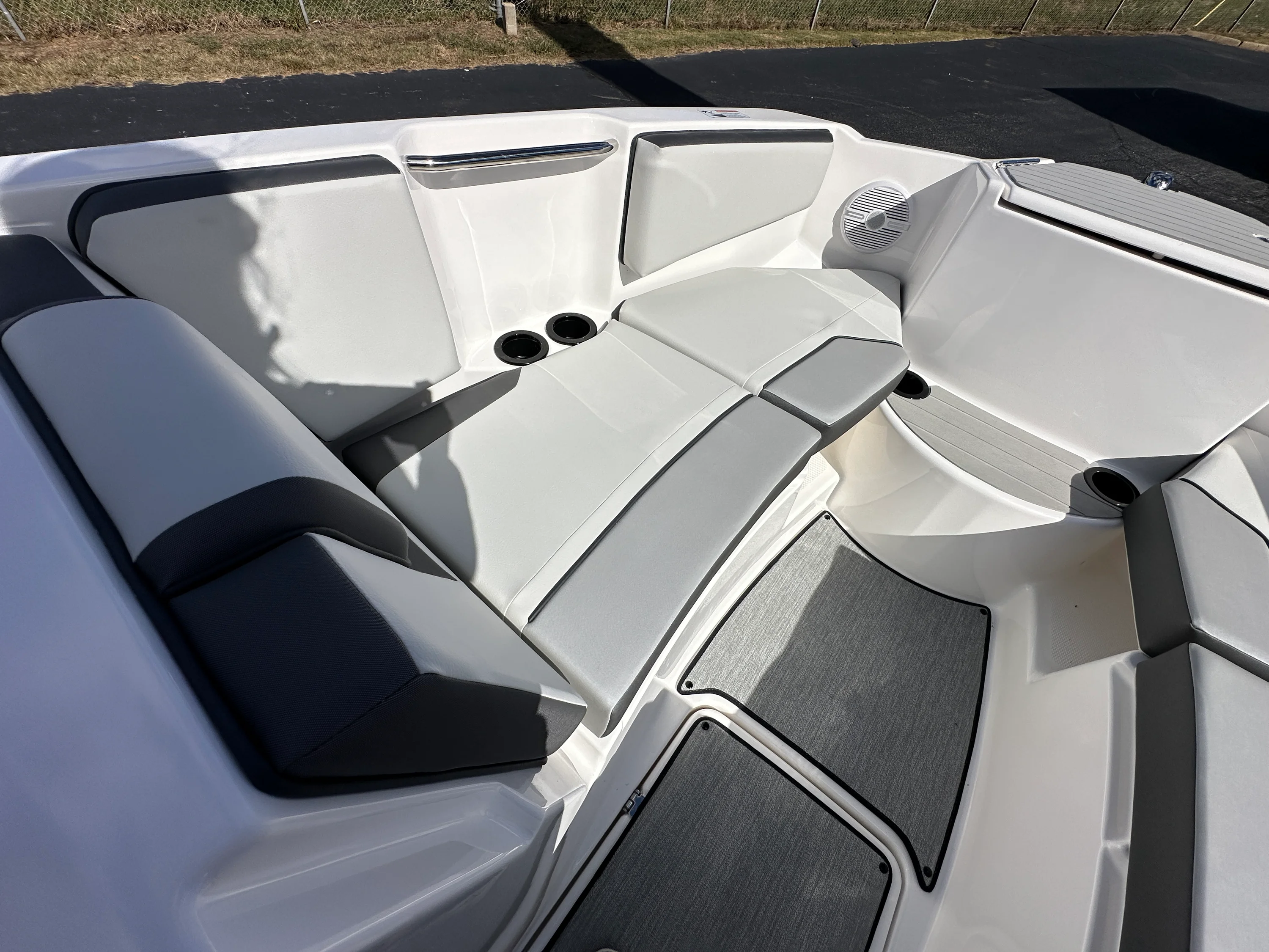 2026 Yamaha AR220 Image Thumbnail #7