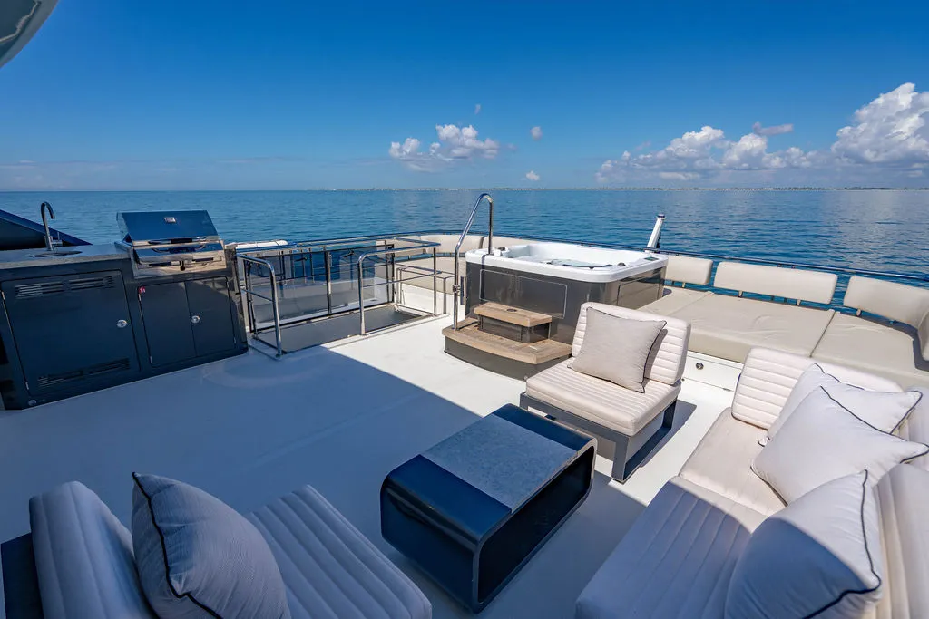 2020 Ocean Alexander 84 R Image Thumbnail #52