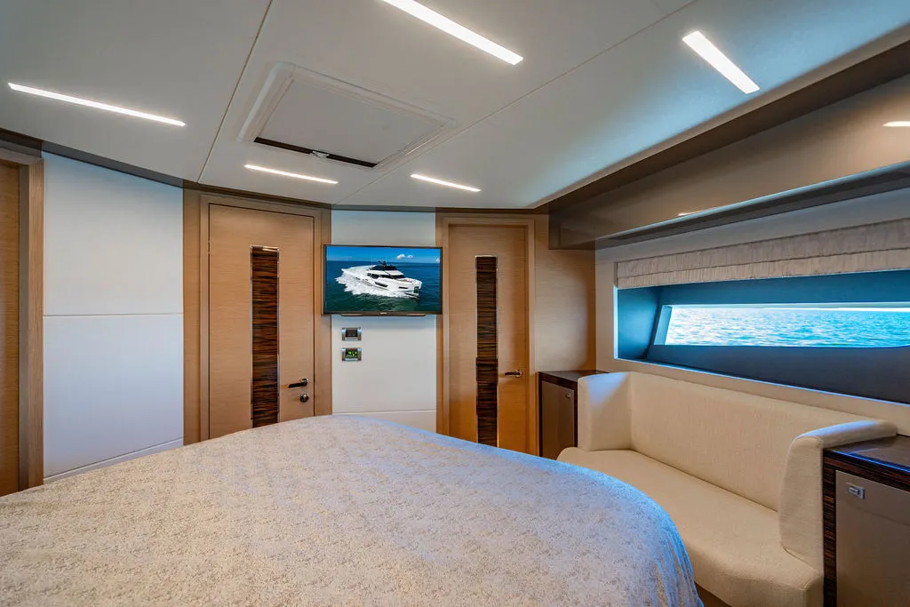 2020 Ocean Alexander 84 R Image Thumbnail #31