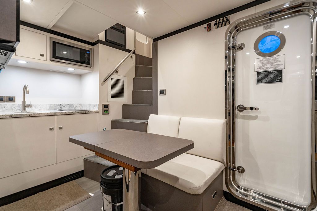 2020 Ocean Alexander 84 R Image Thumbnail #62