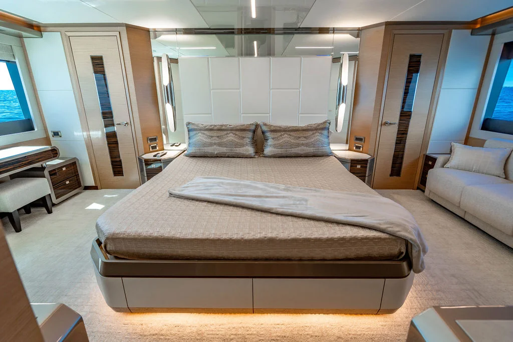 2020 Ocean Alexander 84 R Image Thumbnail #21