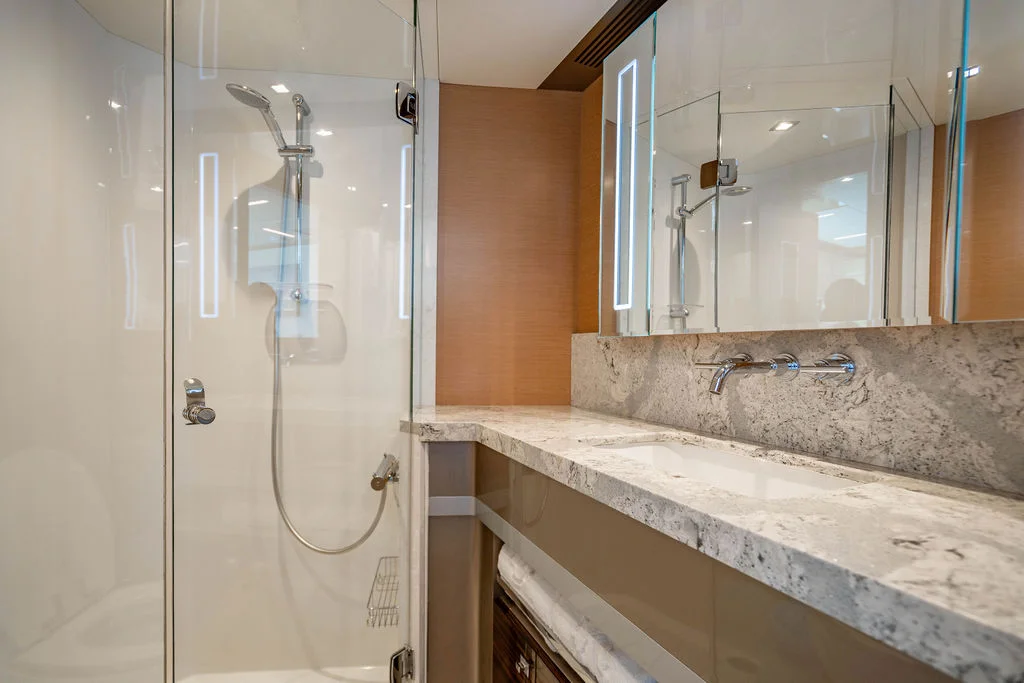 2020 Ocean Alexander 84 R Image Thumbnail #39