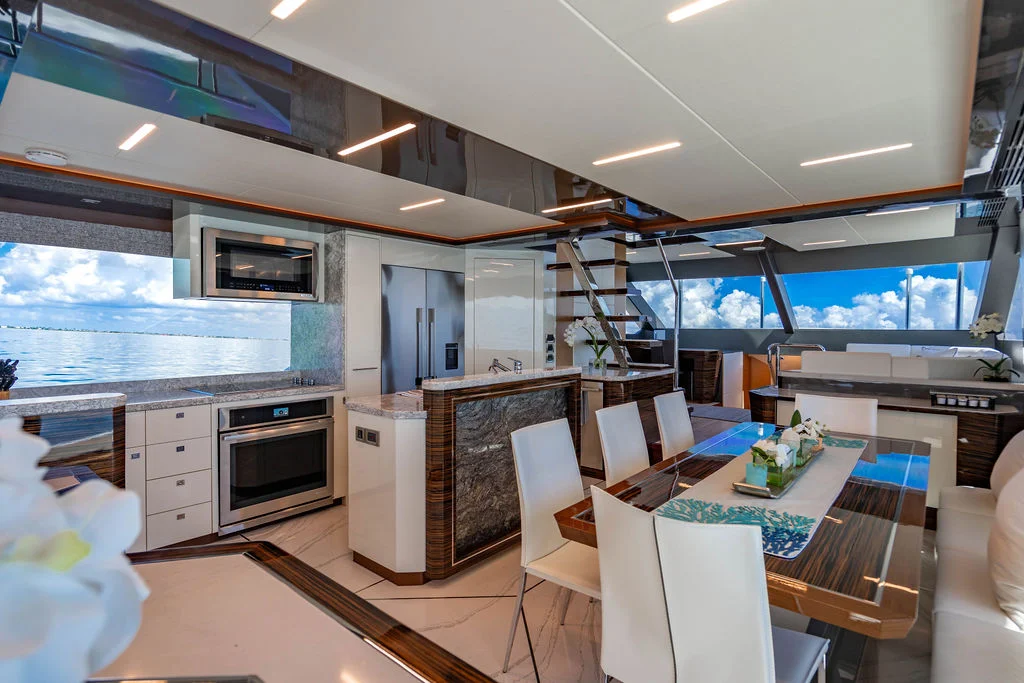 2020 Ocean Alexander 84 R Image Thumbnail #12