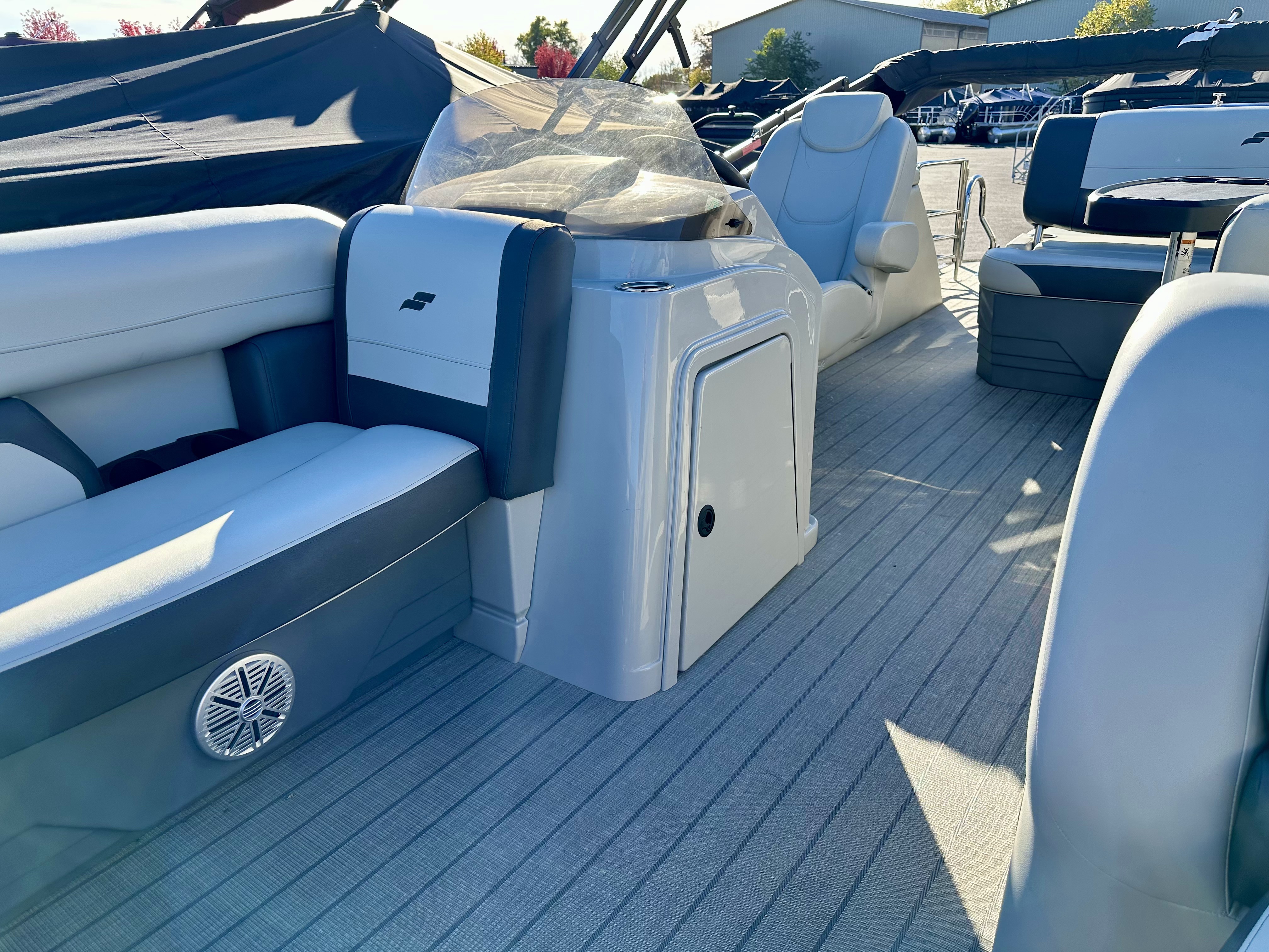 2023 Starcraft EXS3Q Image Thumbnail #14