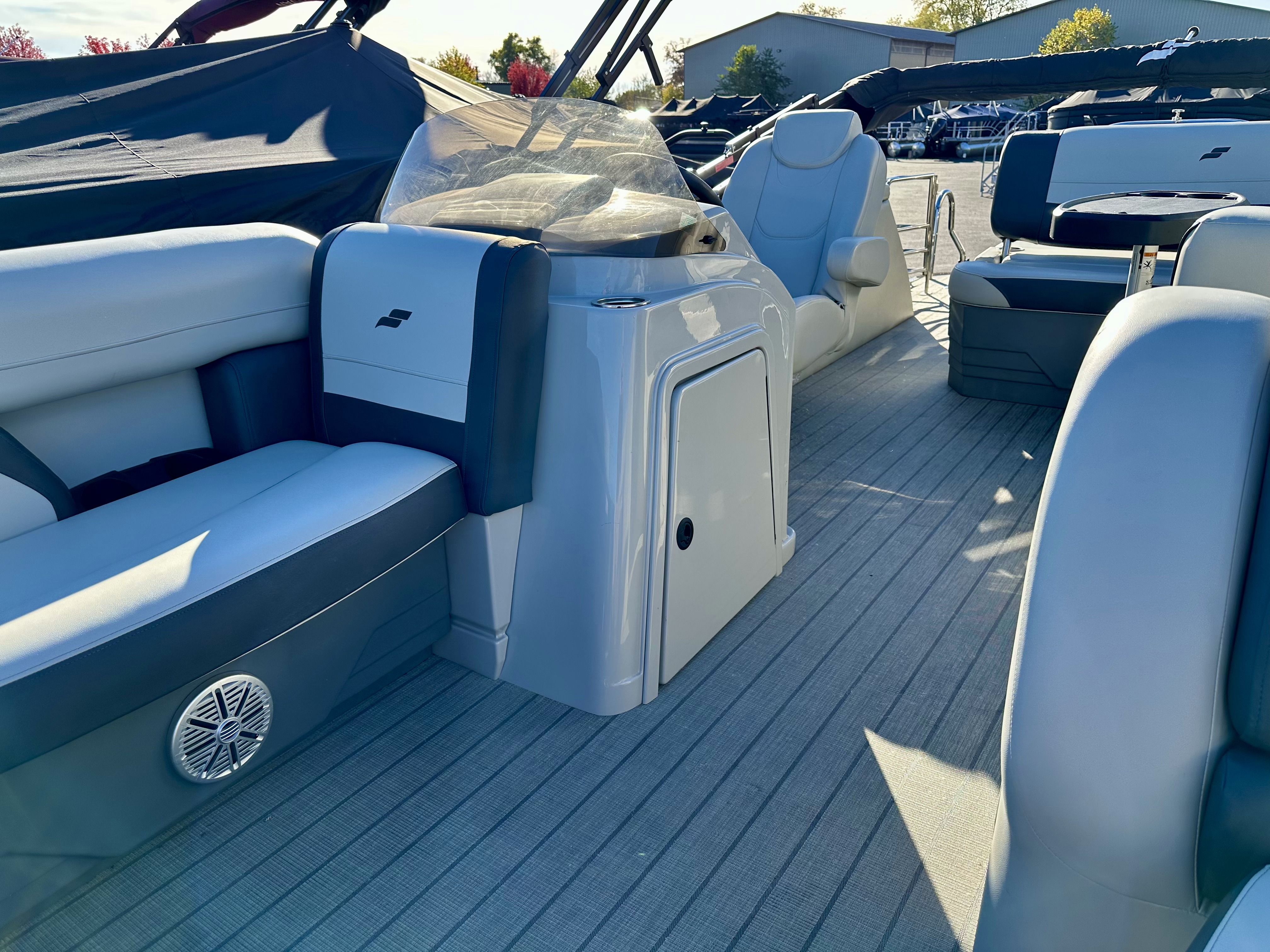 2023 Starcraft EXS3Q Image Thumbnail #13