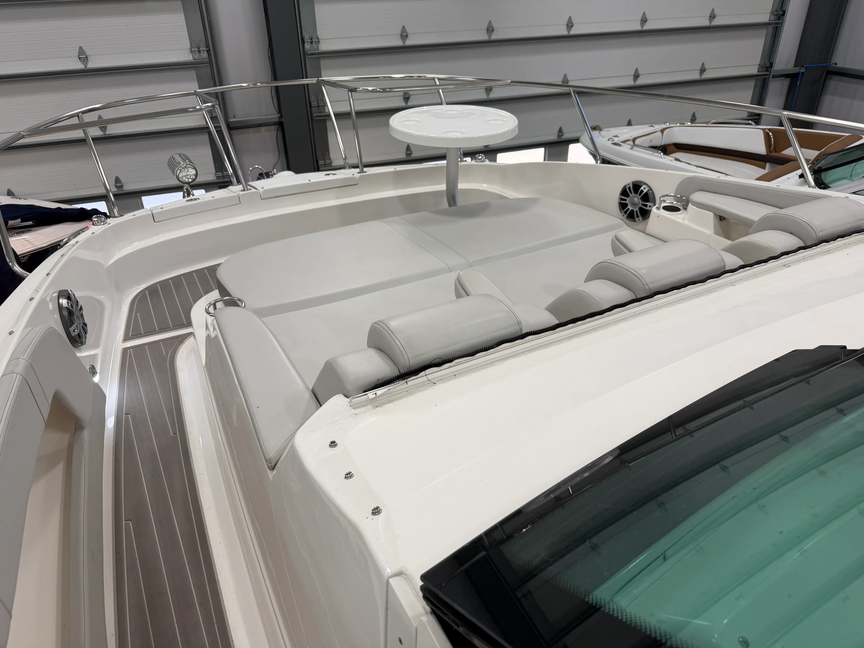 2023 Sea Ray 320 SUNDANCER OB Image Thumbnail #22