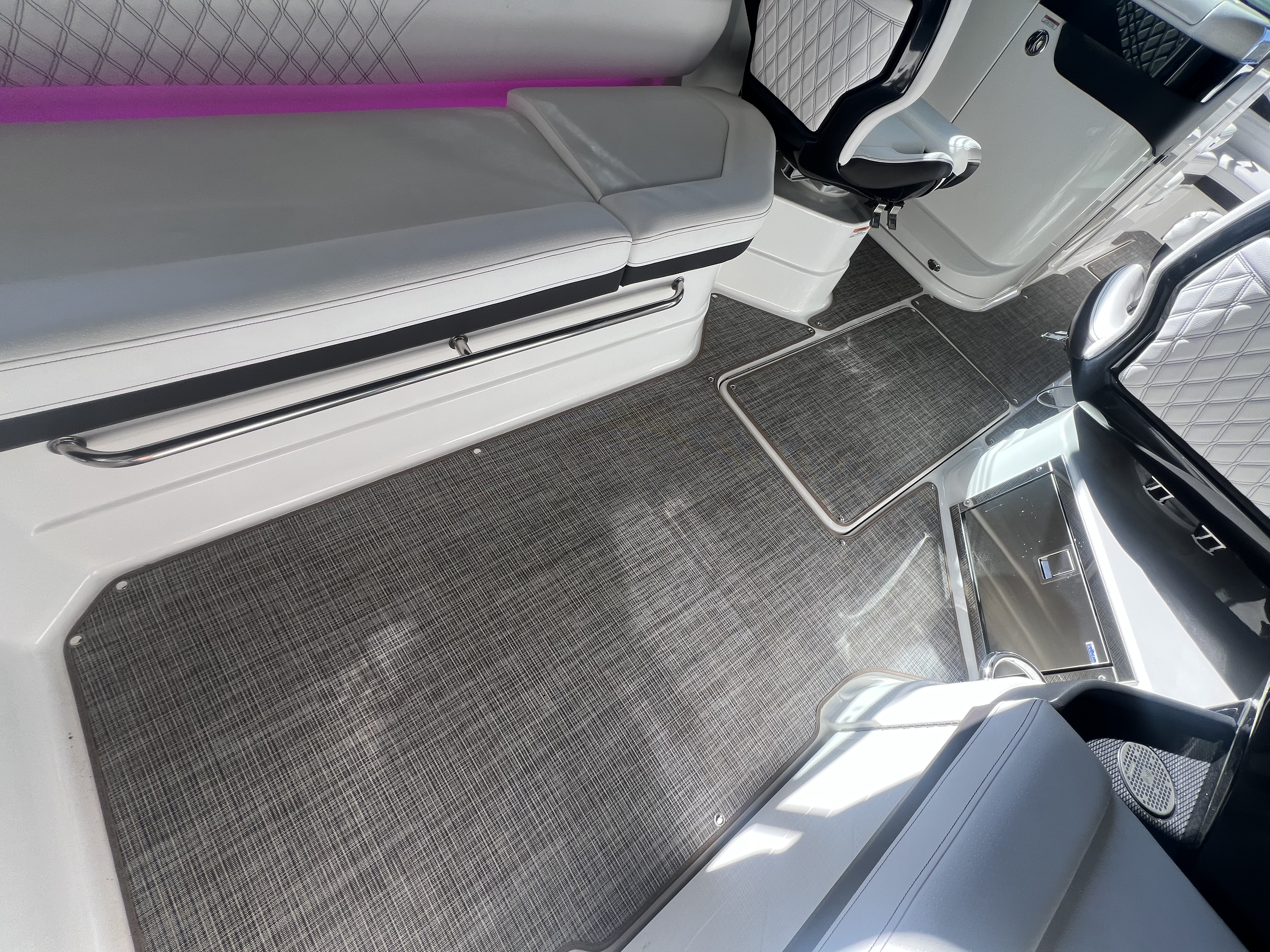 2024 Sea Ray 280 SLX OB Image Thumbnail #24