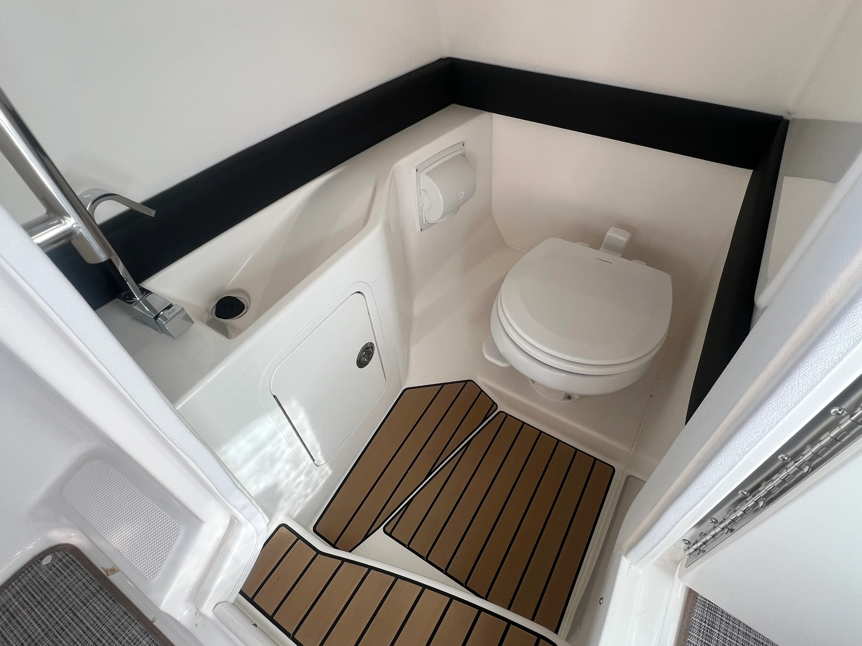 2024 Sea Ray 280 SLX OB Image Thumbnail #22