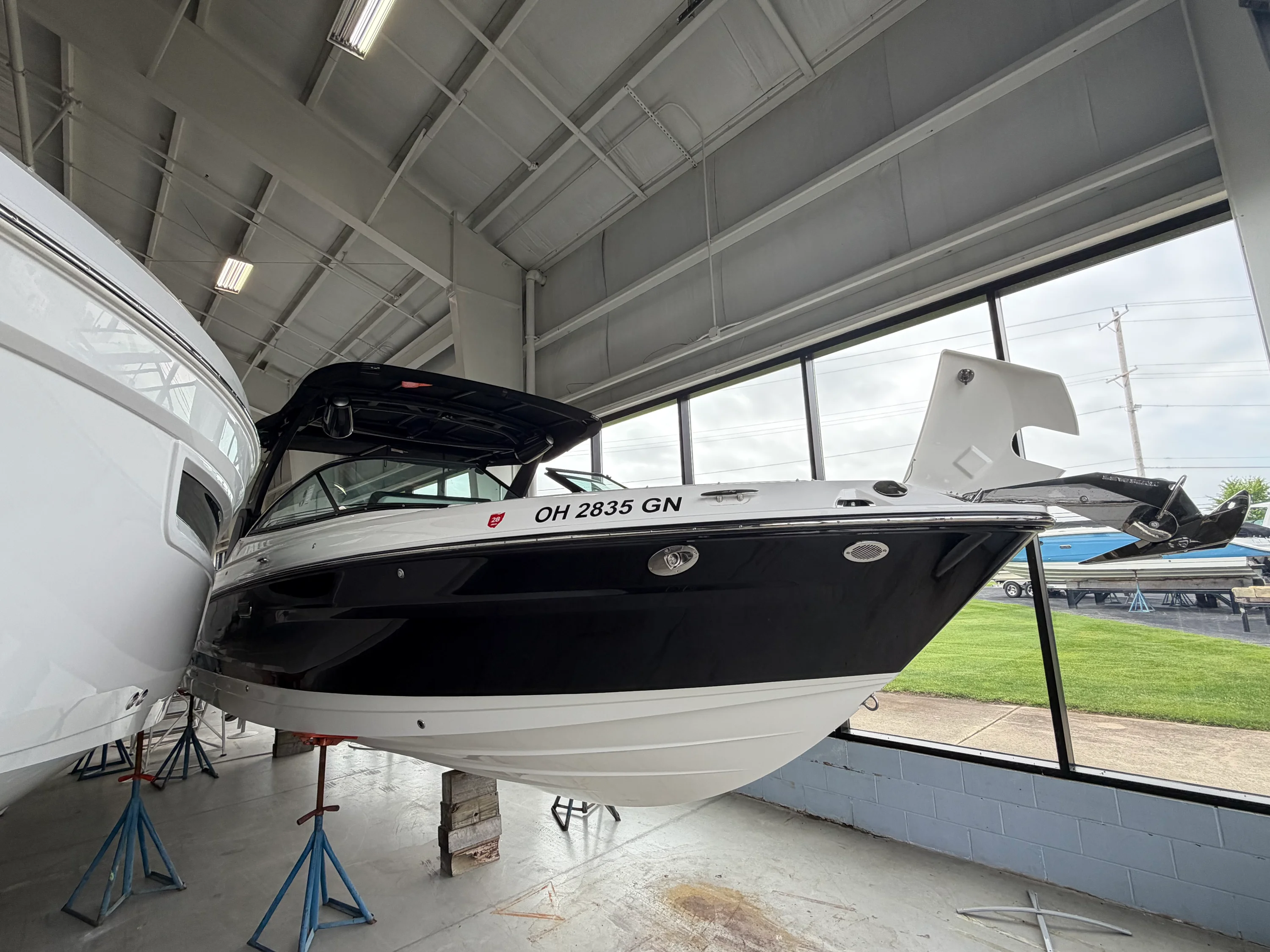 2024 Sea Ray 280 SLX OB Image Thumbnail #2