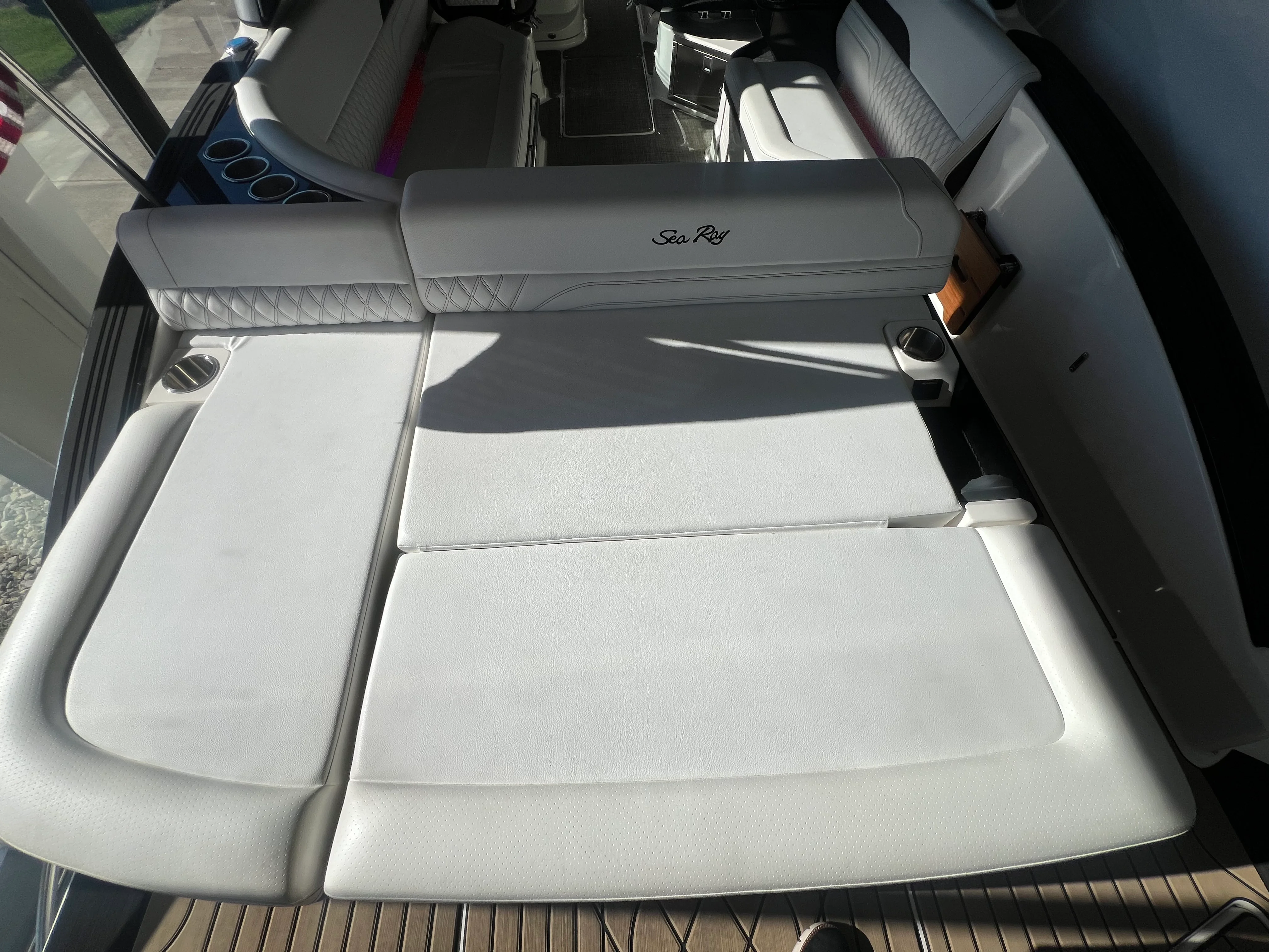 2024 Sea Ray 280 SLX OB Image Thumbnail #4