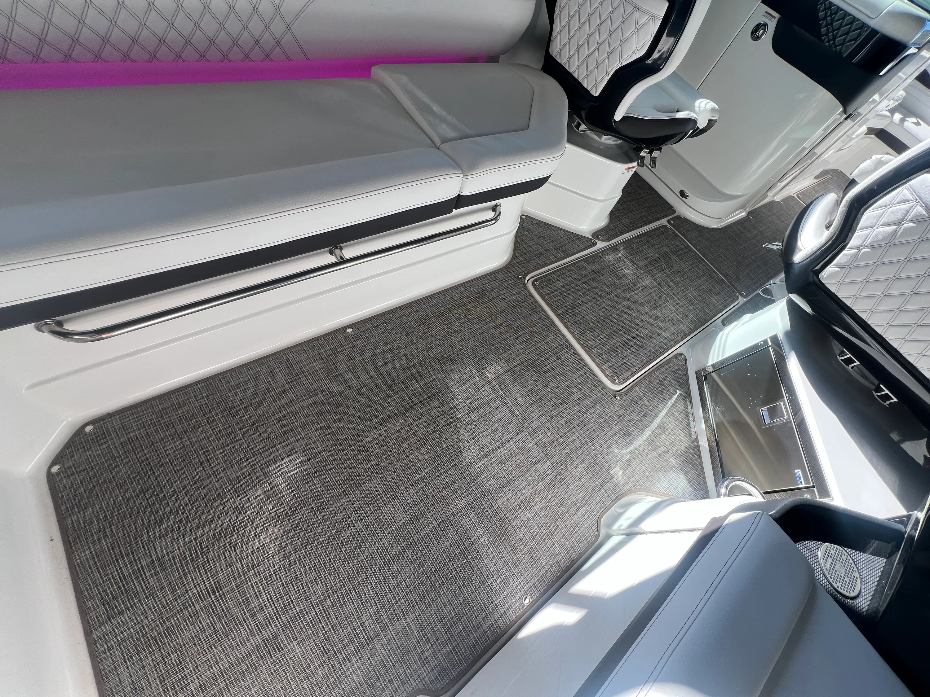 2024 Sea Ray 280 SLX OB Image Thumbnail #24