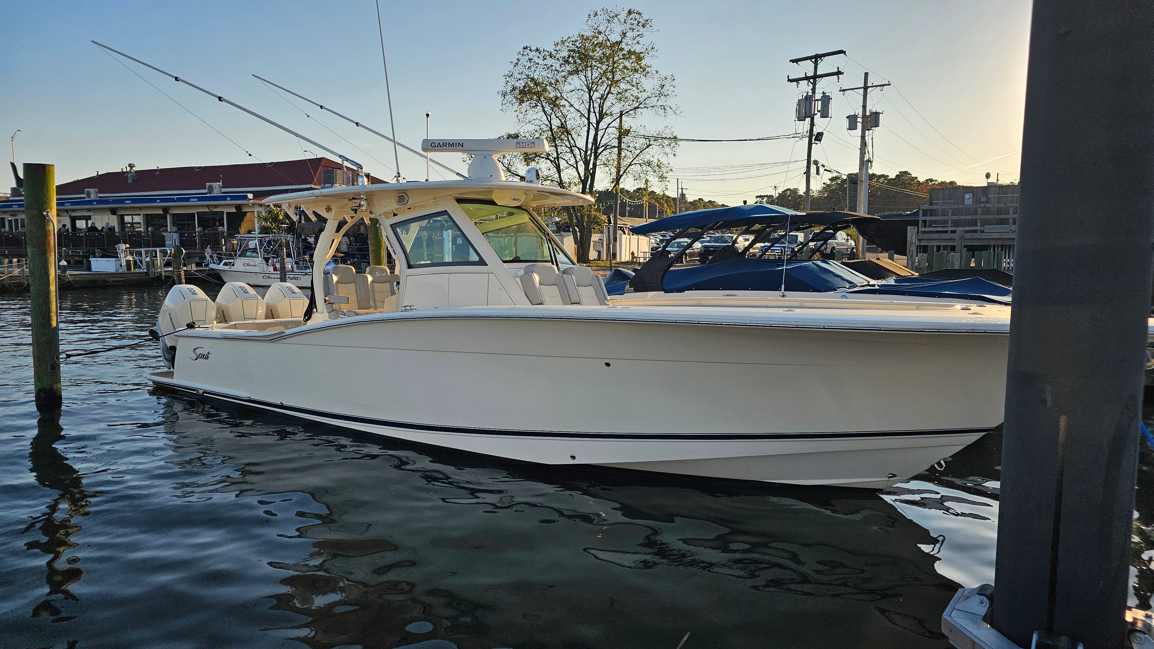 2019 Scout 355 LXF Image Thumbnail #27