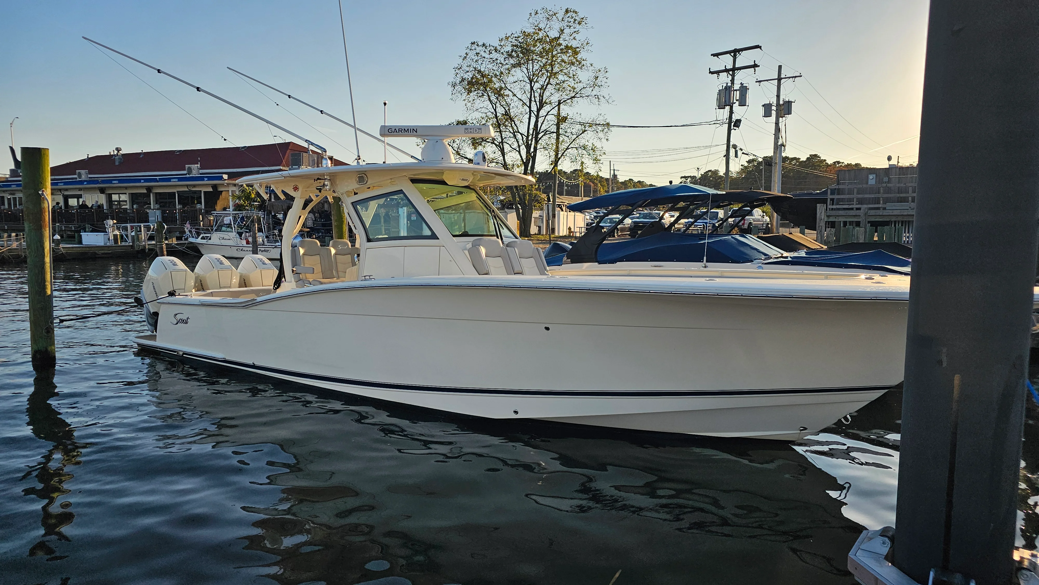 2019 Scout 355 LXF Image Thumbnail #40