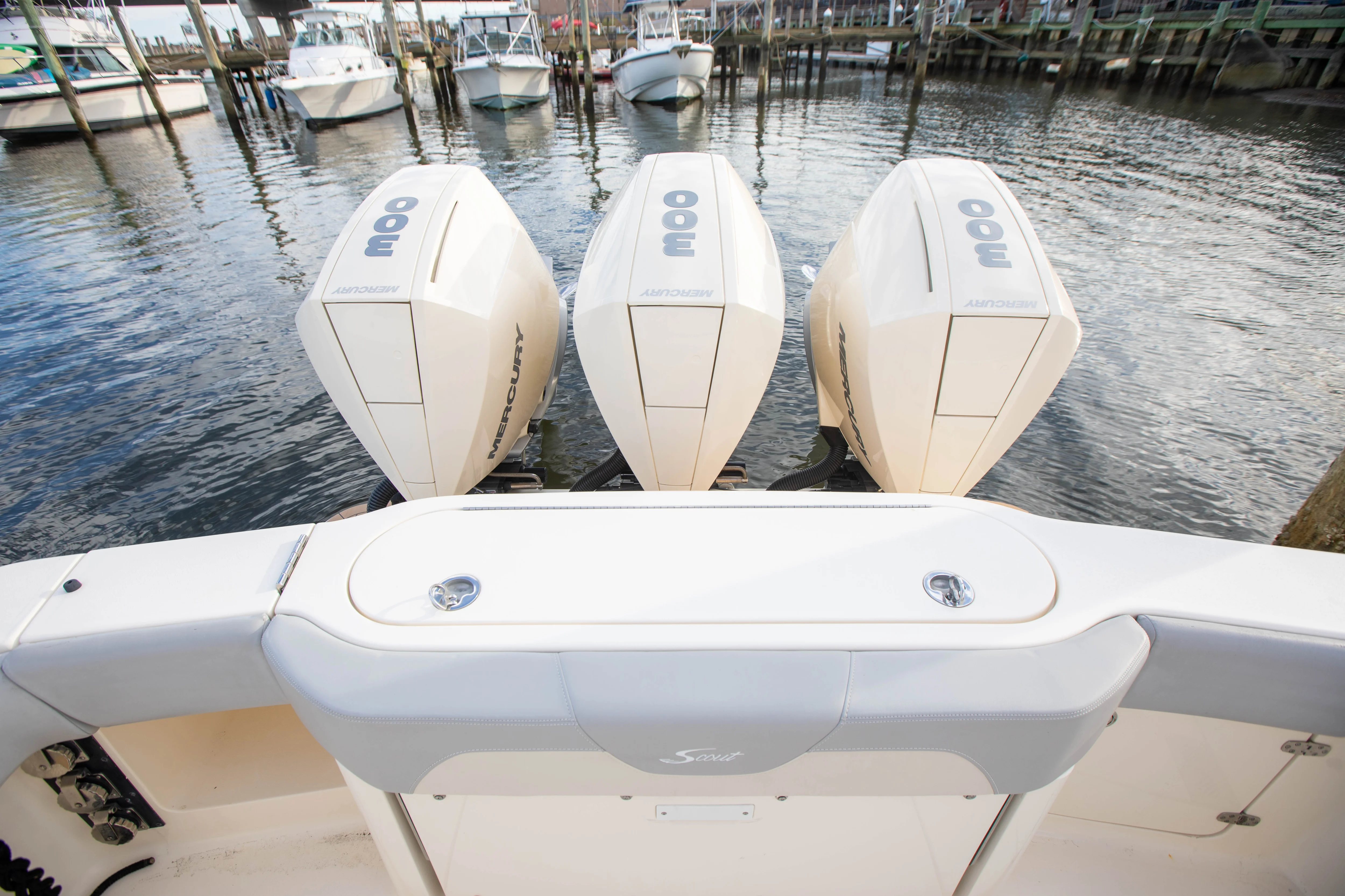 2019 Scout 355 LXF Image Thumbnail #16