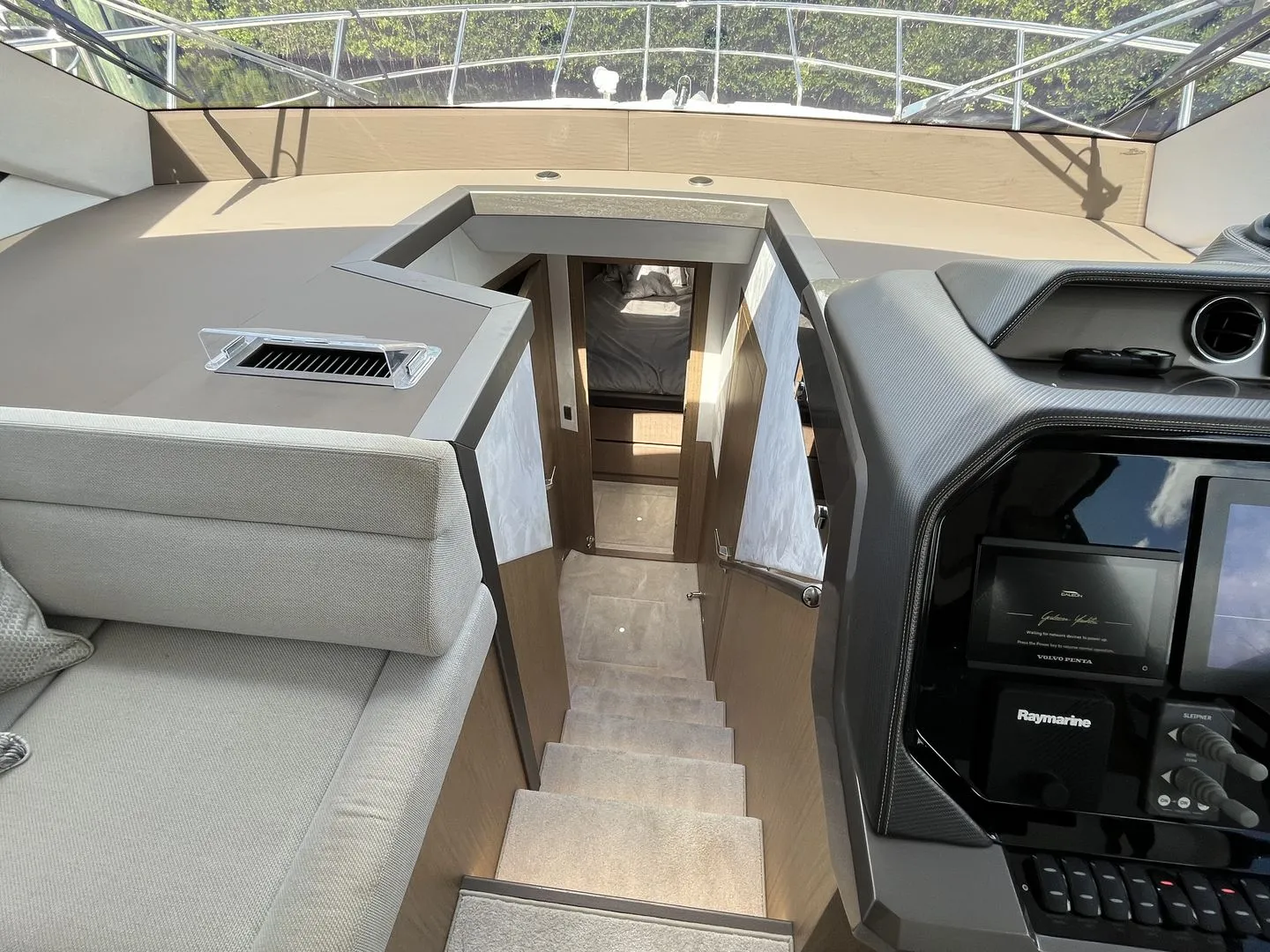 2023 Galeon 500 FLY Image Thumbnail #5