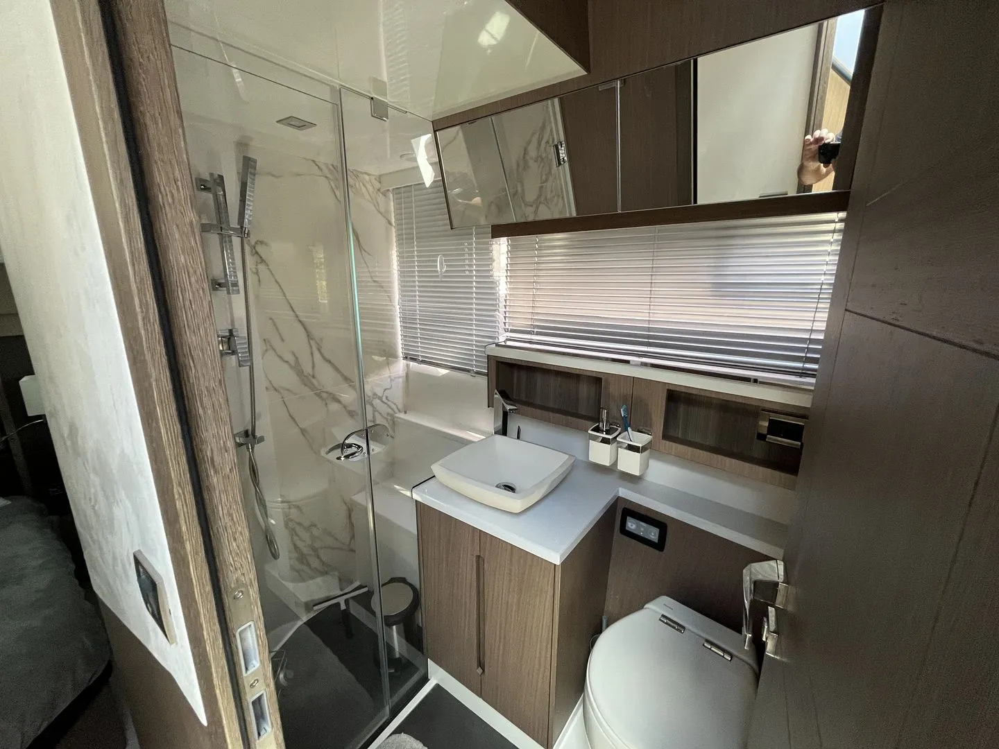 2023 Galeon 500 FLY Image Thumbnail #11