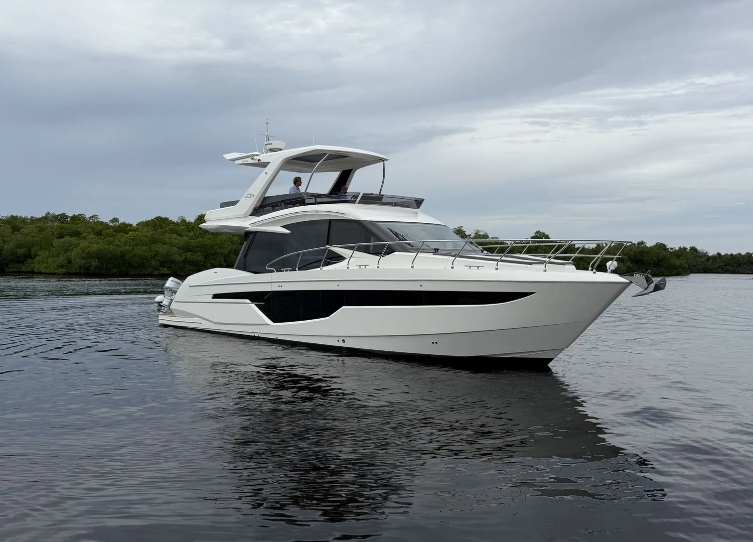 2023 Galeon 500 FLY Image Thumbnail #6