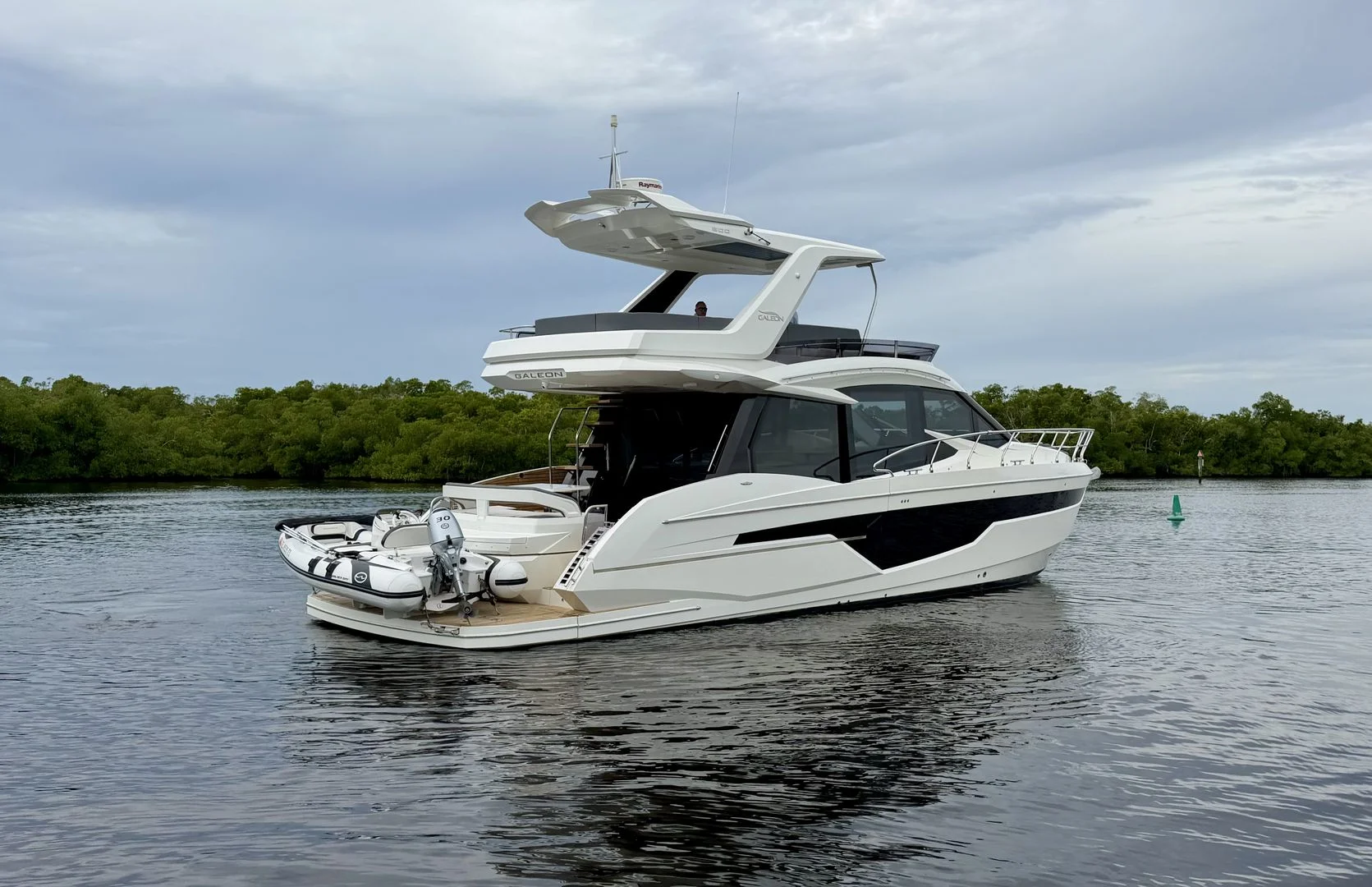 2023 Galeon 500 FLY Image Thumbnail #1