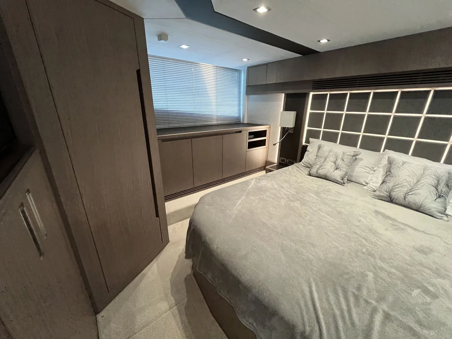 2023 Galeon 500 FLY Image Thumbnail #28