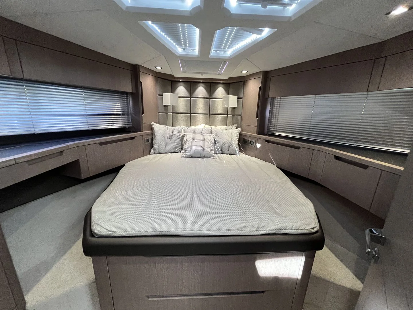 2023 Galeon 500 FLY Image Thumbnail #37